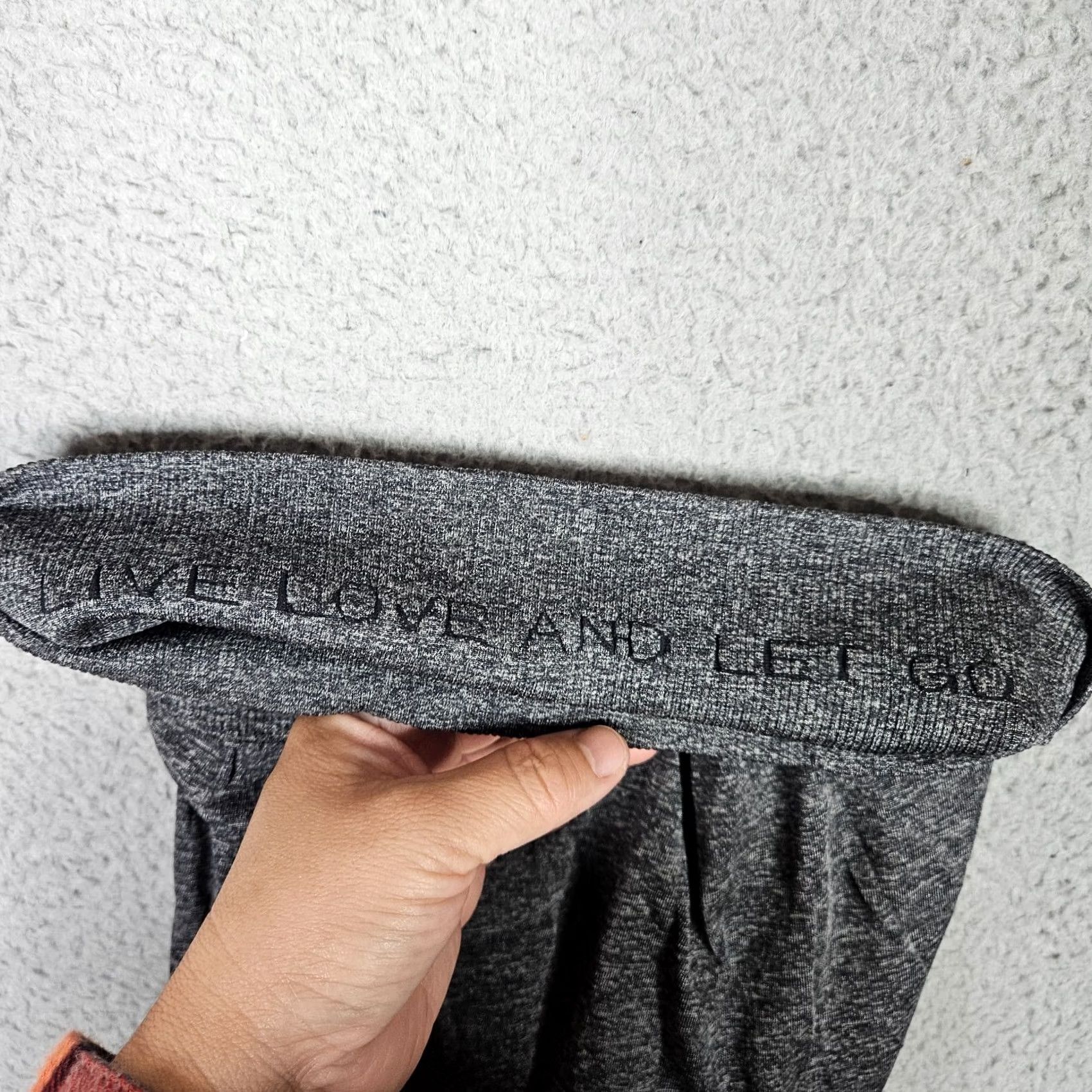 Lululemon Lululemon Heather Gray Boulevard Bliss Bubble Skirt Size 6 Skirt Women Short A-Line Casual Fit 6 Gray, Floral, All Seasons, Regular Size 28" / US 6 / IT 42 - 4 Thumbnail