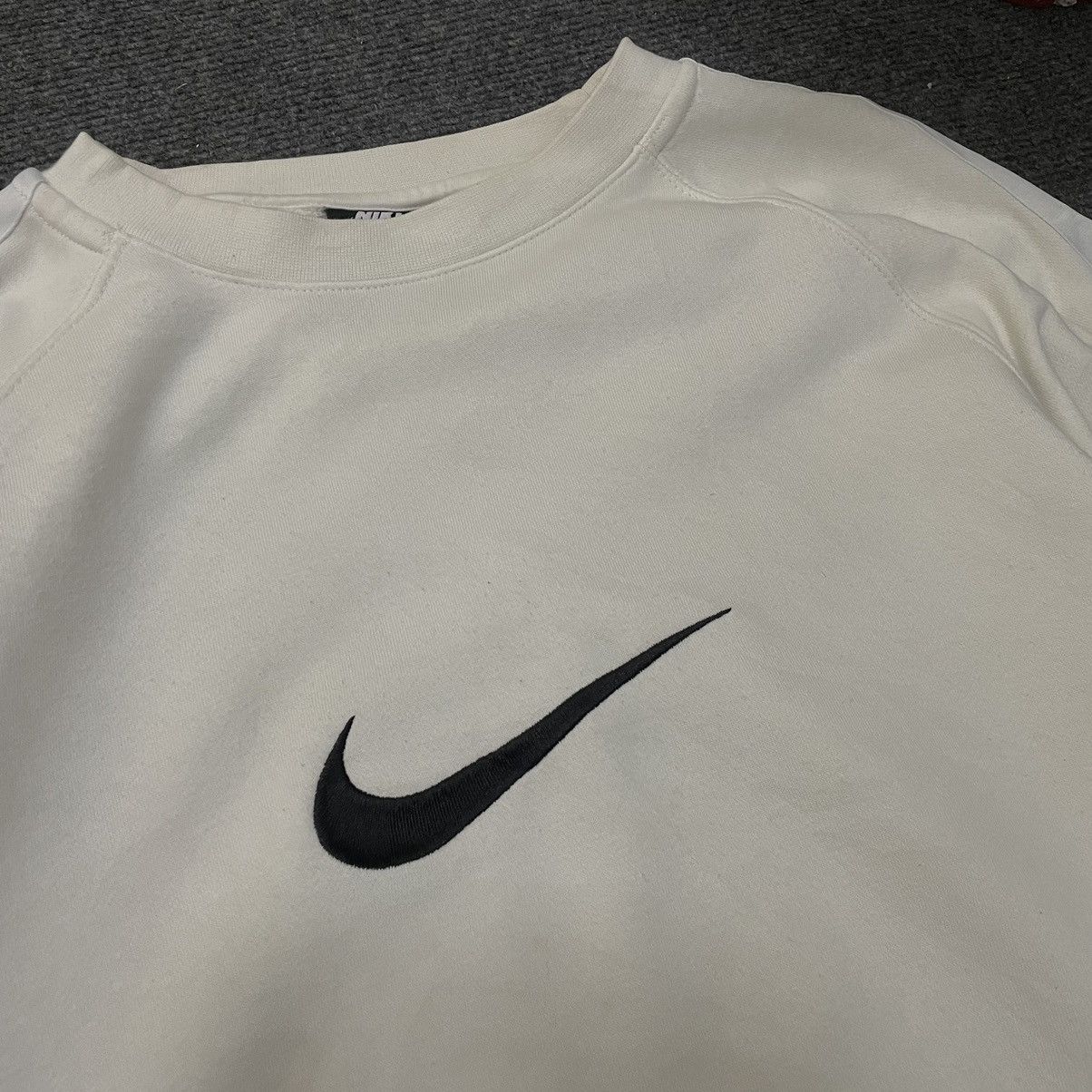 Nike × Vintage Y2K Nike Embroidered Centre Swoosh Side Tape Sweatshirt Size US L / EU 52-54 / 3 - 2 Thumbnail