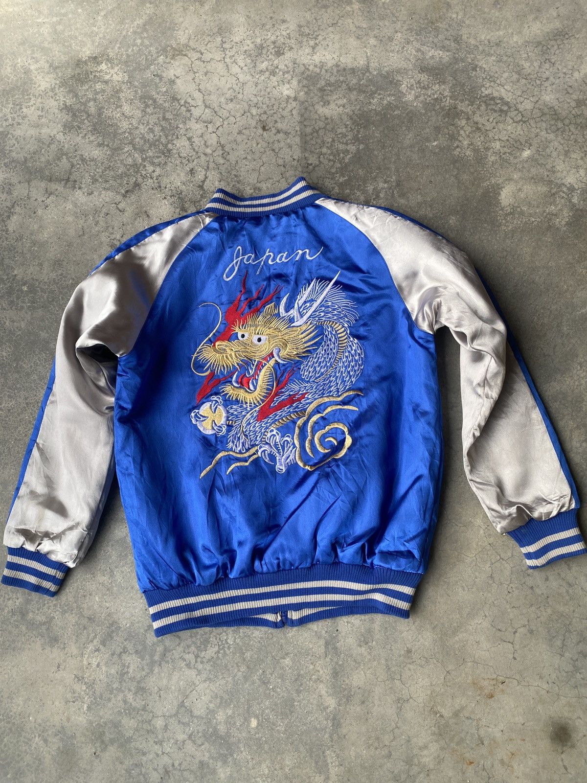 Japanese Brand Jimmy drangon sukajan drangon back hit jacket Size US S / EU 44-46 / 1 - 2 Thumbnail