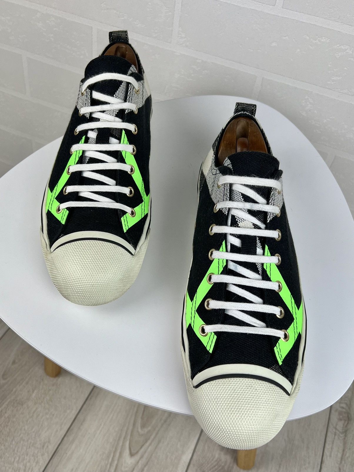 Burberry BURBERRY Sneakers Low-Top Shoes Fluo Nova Check Neon Green Size US 12 / EU 45 - 4 Thumbnail
