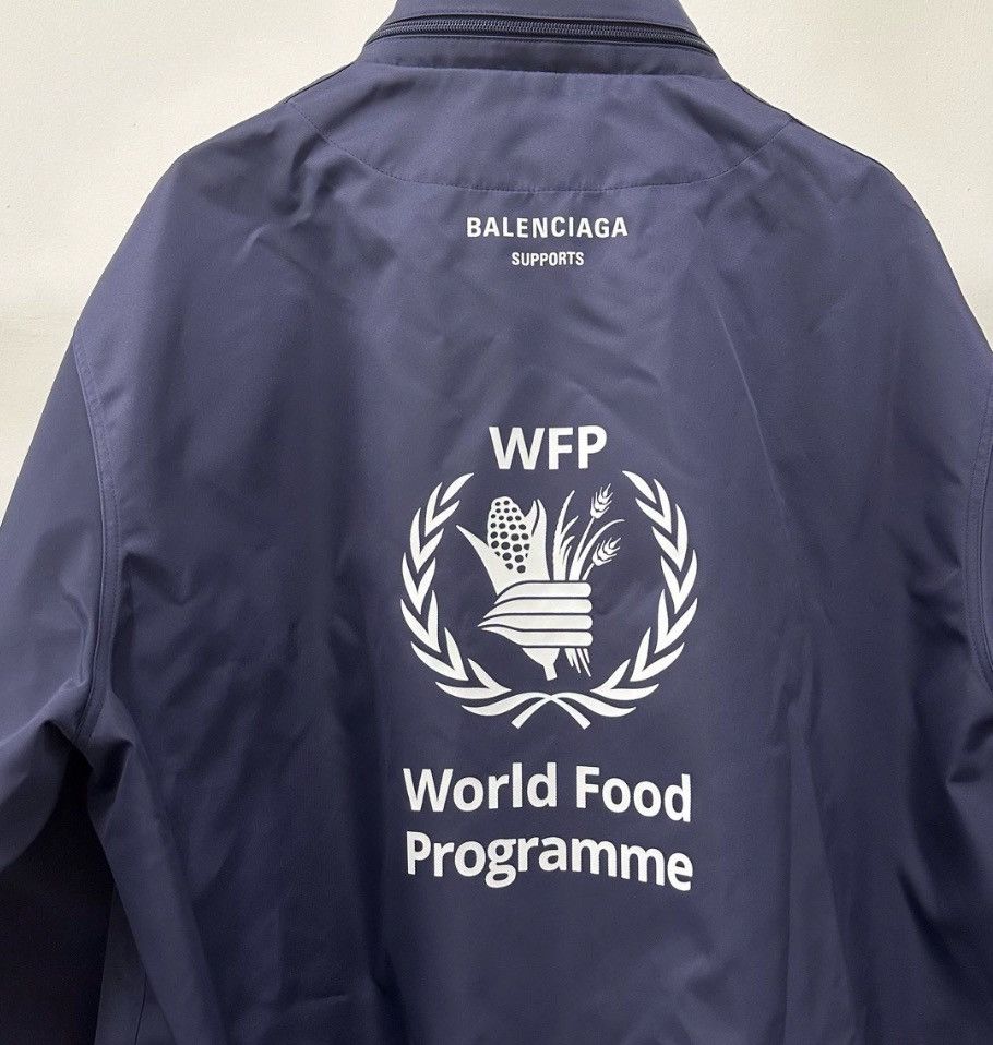 Balenciaga BALENCIAGA FW18 WFP co branded printed logo j 2412-Nextarrow Size US S / EU 44-46 / 1 - 4 Thumbnail