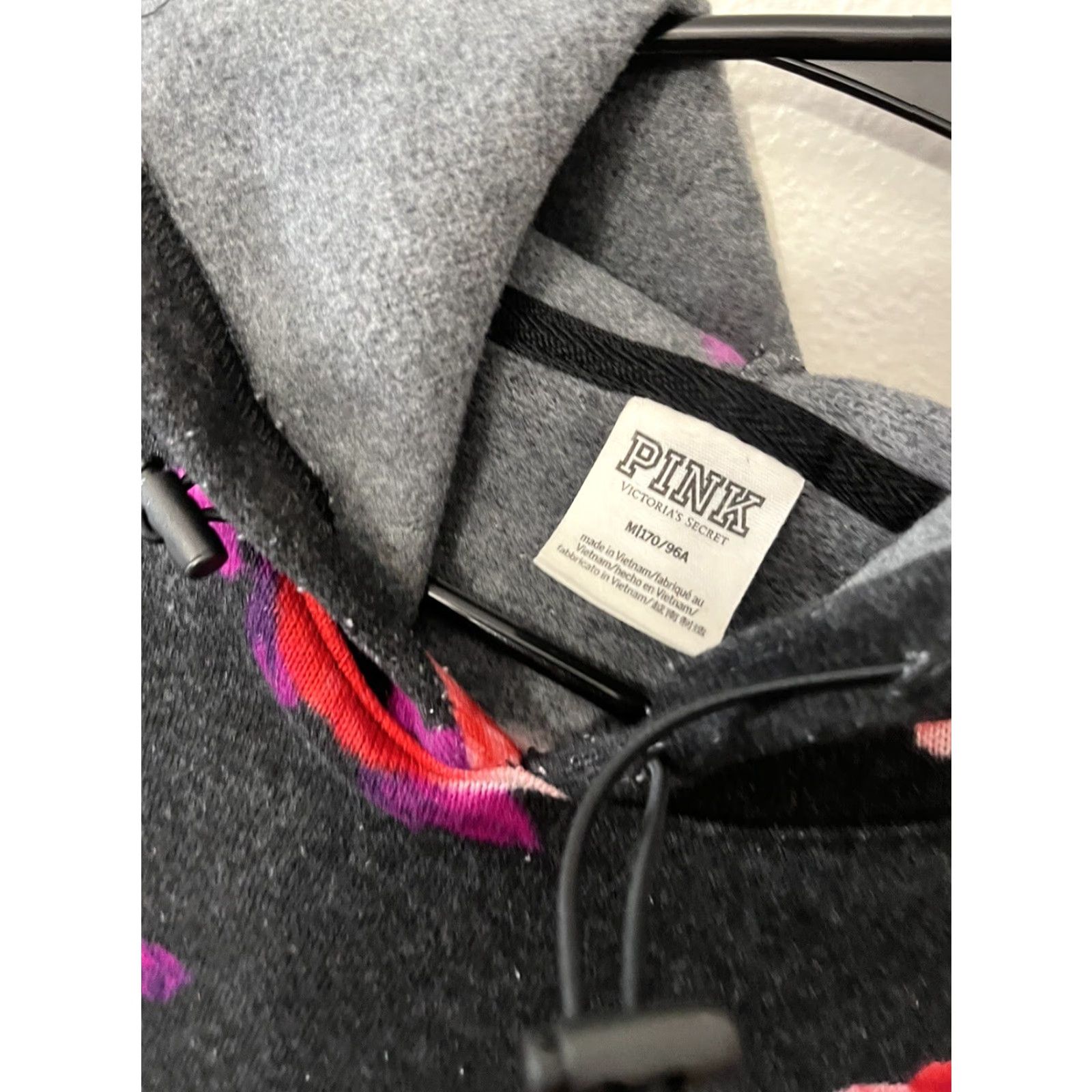 Victoria's Secret VINTAGE Victoria's Secret PINK Hoodie Pullover Women Medium Pink Floral Roses Fleece Activewear Size M / US 6-8 / IT 42-44 - 2 Thumbnail