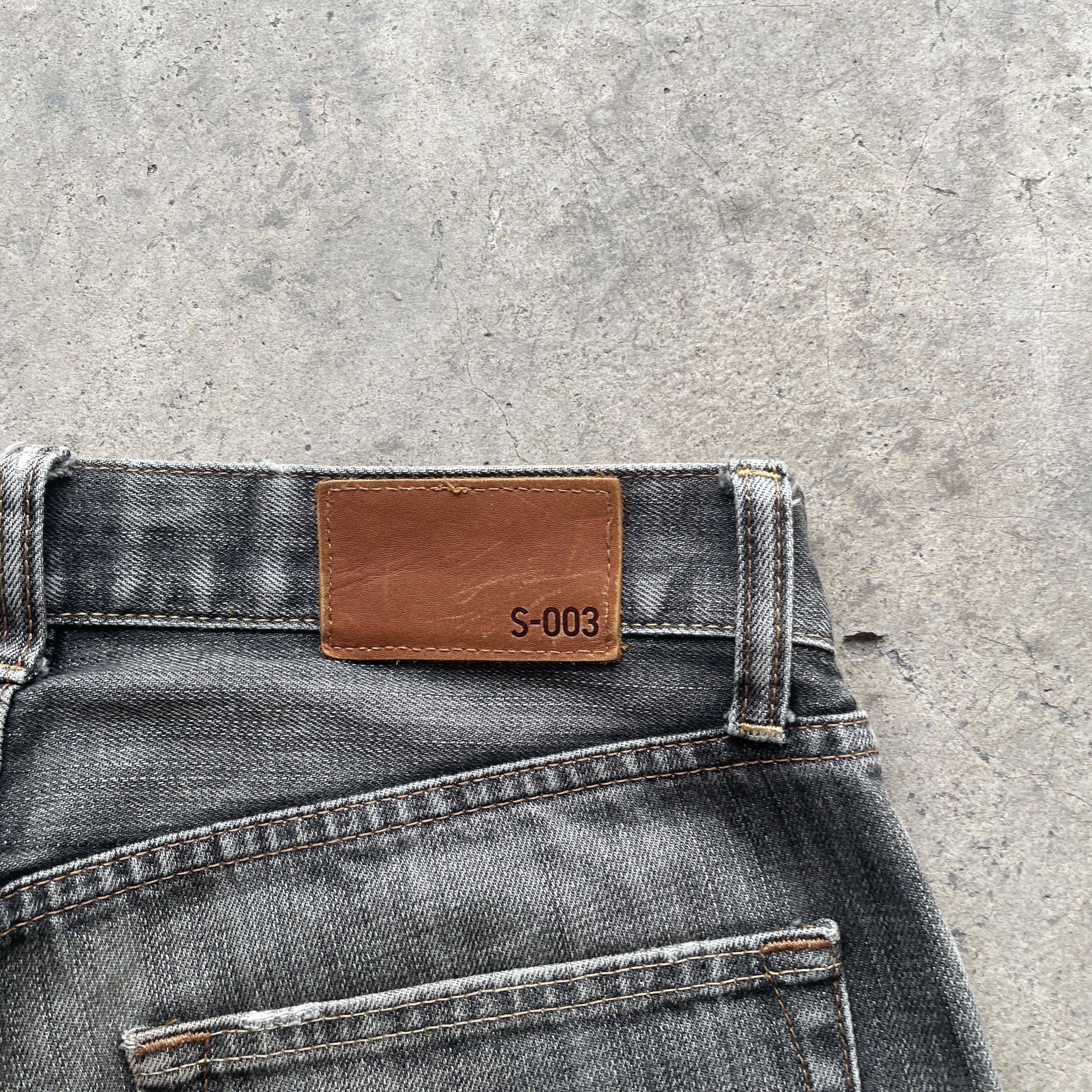 Japanese Brand W30 VINTAGE JAPAN FADED BLACK JEANS DISTRESSED DENIM PANTS Size US 30 / EU 46 - 8 Thumbnail