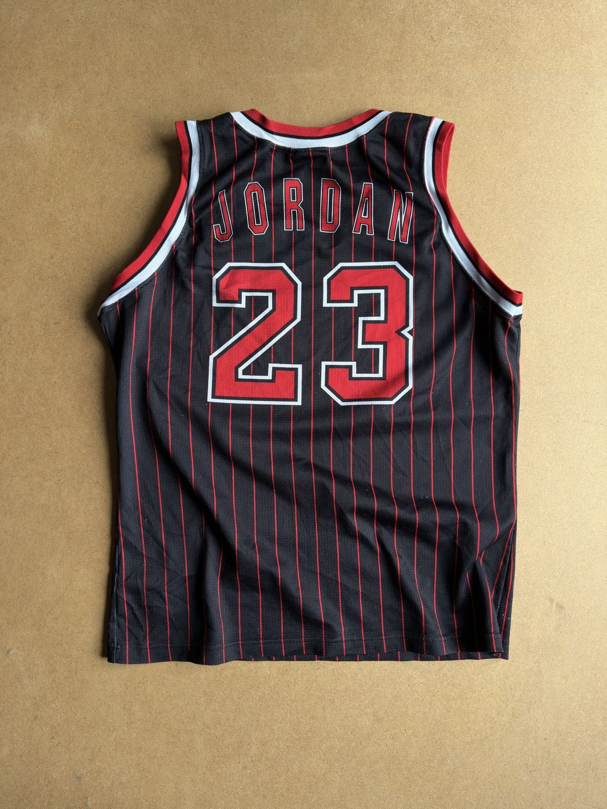 Champion Vintage Champion Michael Jordan 23 Chicago Bulls NBA Jersey Size US L / EU 52-54 / 3 - 2 Thumbnail
