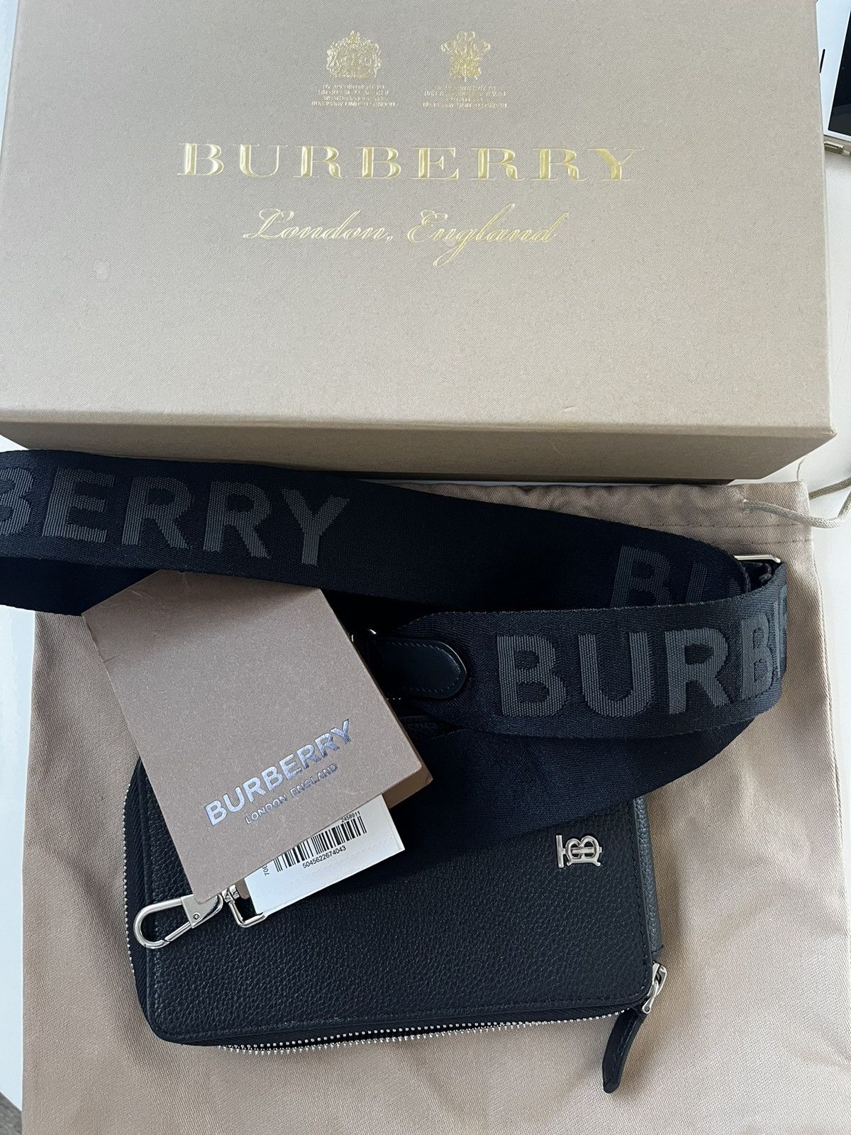 Burberry BURBERRY Black Leather Phone Shoulder Bag Size ONE SIZE - 20 Thumbnail