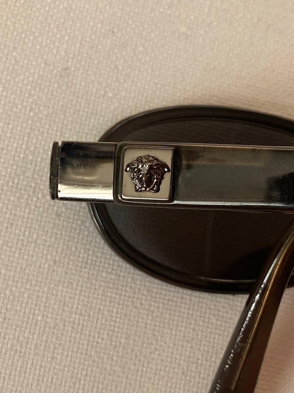 Versace Gianni Versace 1996 Vintage Oval Silver Medusa Sunglasses Size ONE SIZE - 4 Thumbnail