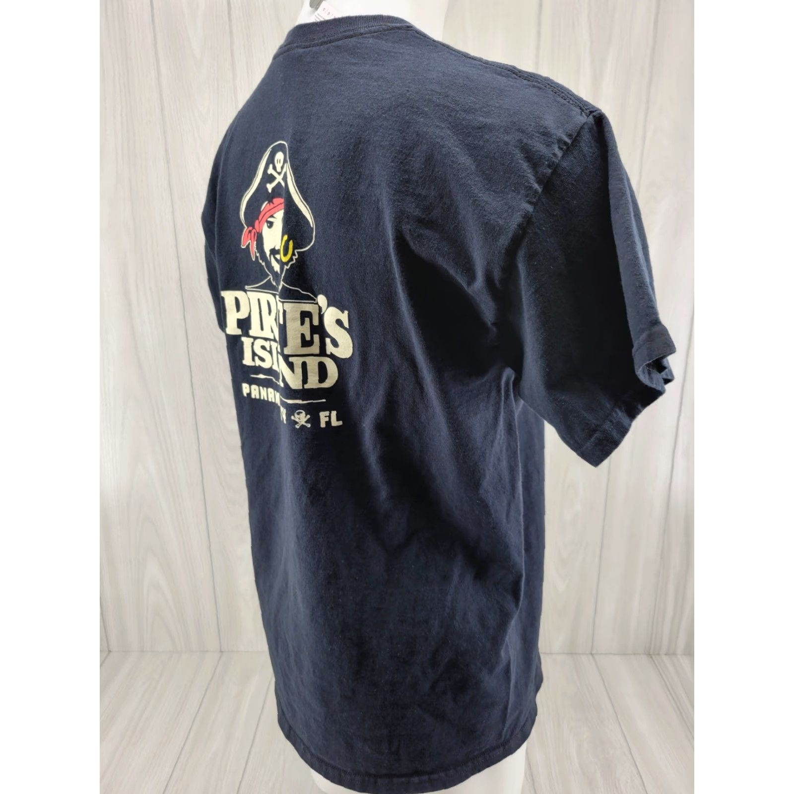Gildan Gildan T Shirt Adult Large Pirate Walk The Plank Panama City Pirate’s Island Black Men Shirt Size US L / EU 52-54 / 3 - 5 Thumbnail