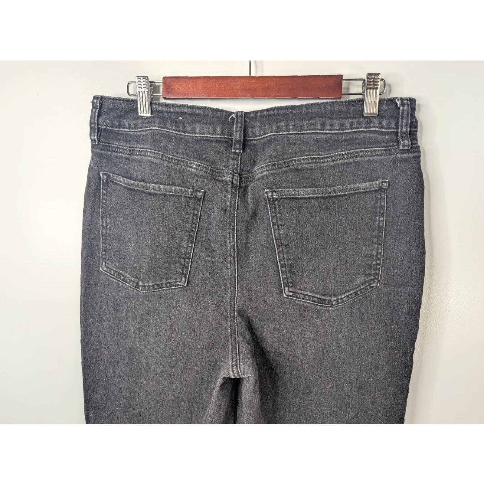 Vintage Chico's Jeans Main: Chico's High Rise Straight Leg Crop Charcoal Wash Size L Jeans Black Denim Women Regular 2 XS? Size 36" / US 14 / IT 50 - 4 Thumbnail