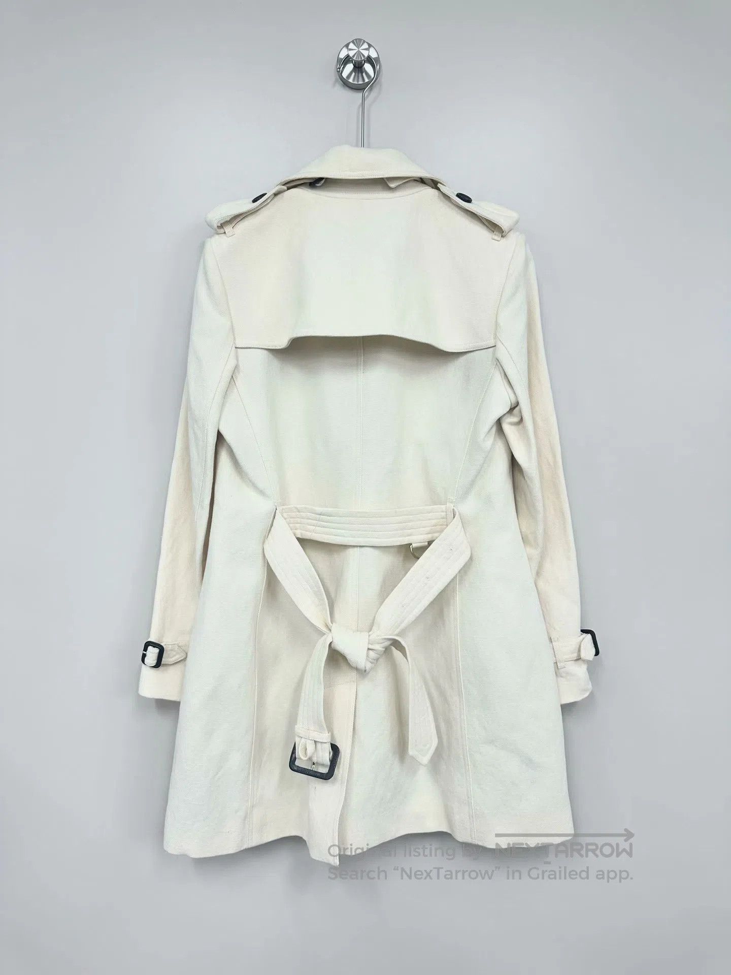 Burberry Burberry Classic beige lapel double-breasted belted trench Size M / US 6-8 / IT 42-44 - 2 Thumbnail