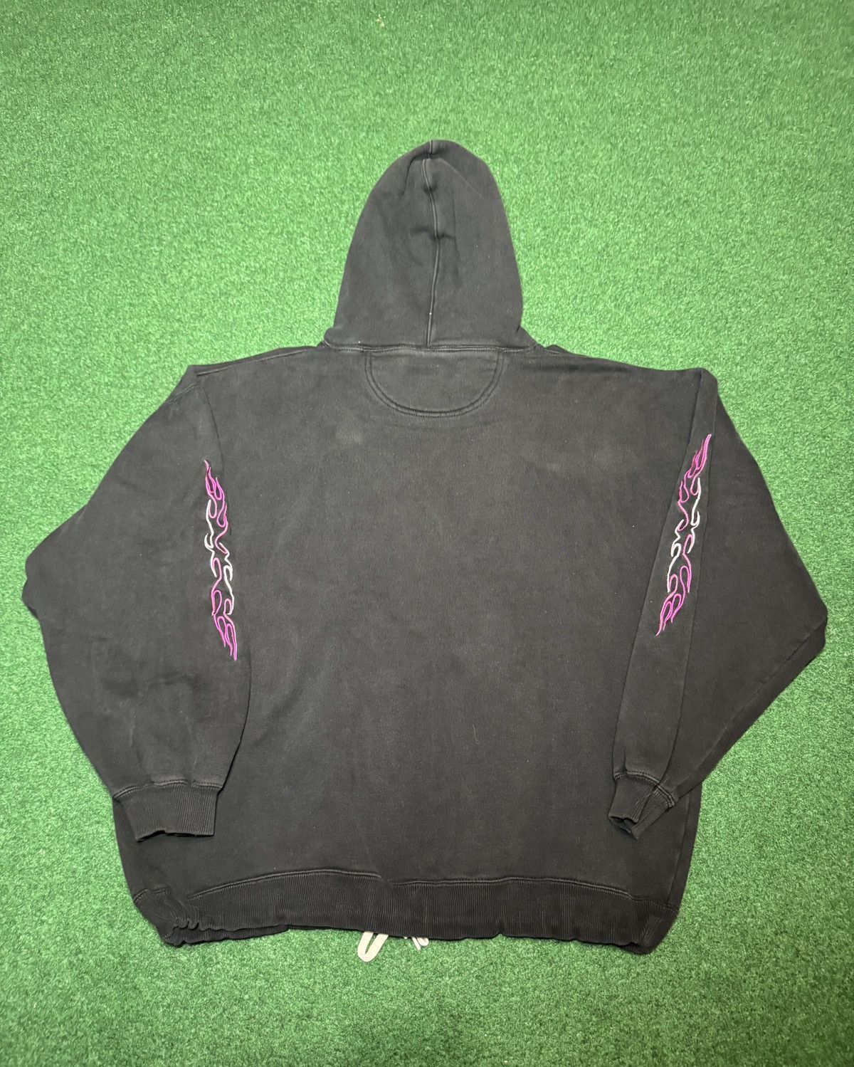 Big Dogs Big Dogs Flame Sleeve Hoodie L/XL 25x26 Boxy Y2K Sweatshirt Size L / US 10 / IT 46 - 5 Thumbnail