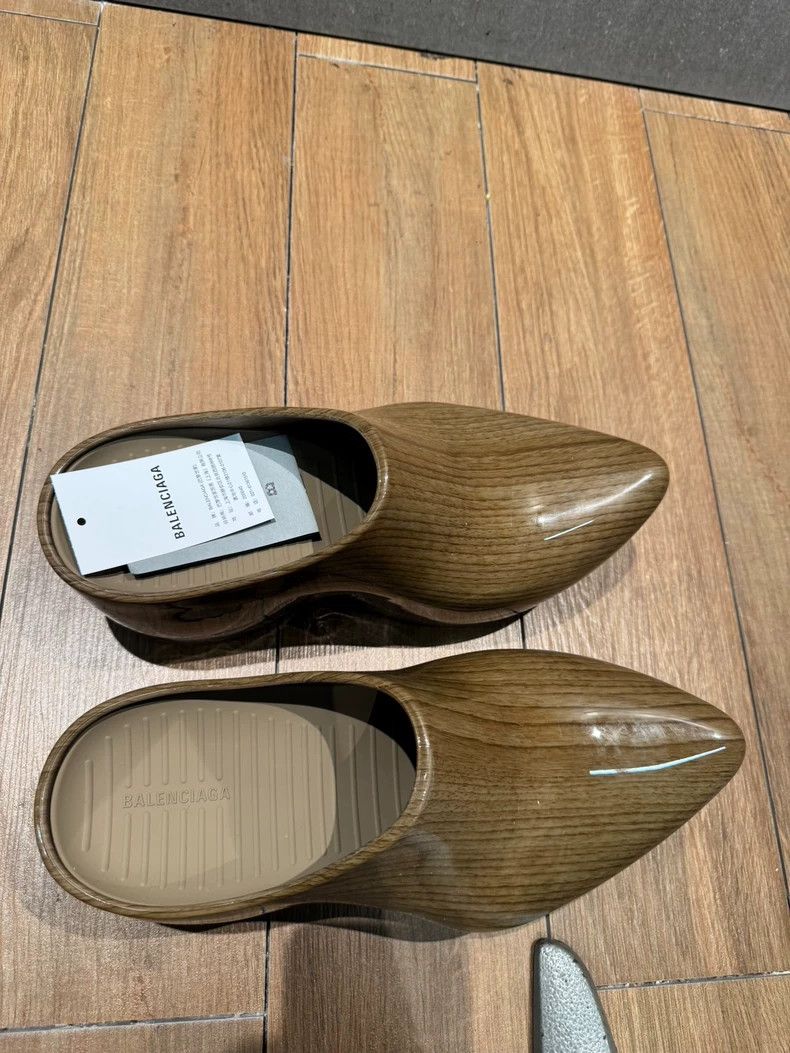 Balenciaga Balenciaga Technoclog Dutch Clogs Muller Slippers Size US 9 / EU 42 - 4 Thumbnail