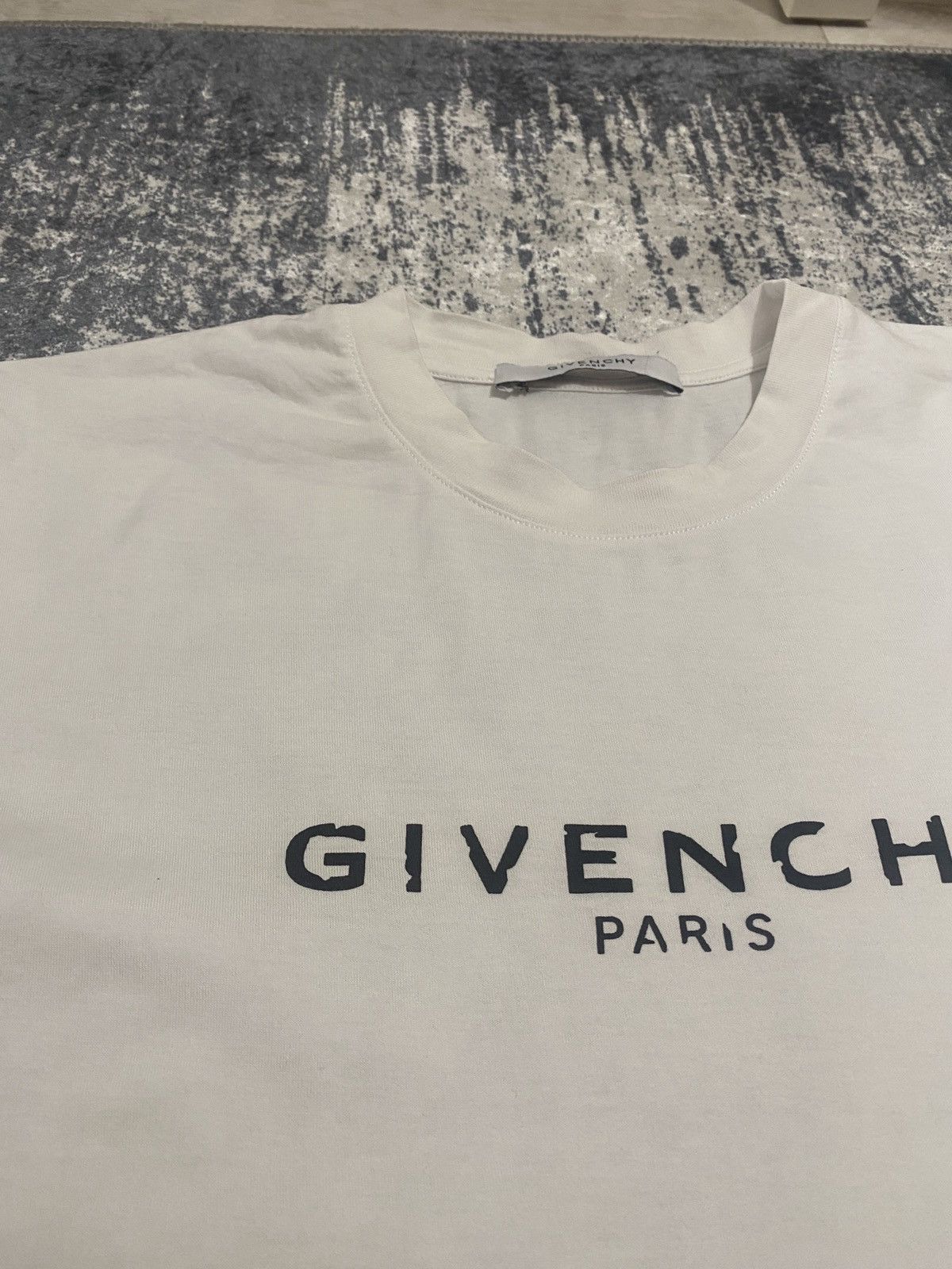 Givenchy Luxury givenchy distressed big logo tee Size L / US 10 / IT 46 - 5 Thumbnail