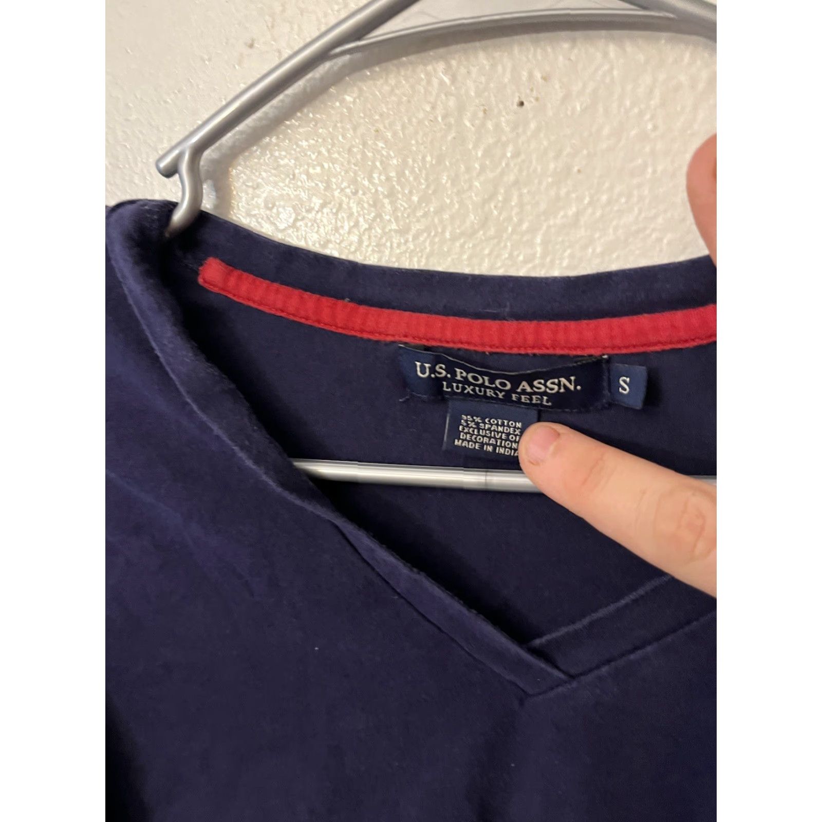 Vintage US Polo Assn Women T-Shirt Navy Blue Logo V-Neck Long Sleeve Size S Size S / US 4 / IT 40 - 2 Thumbnail