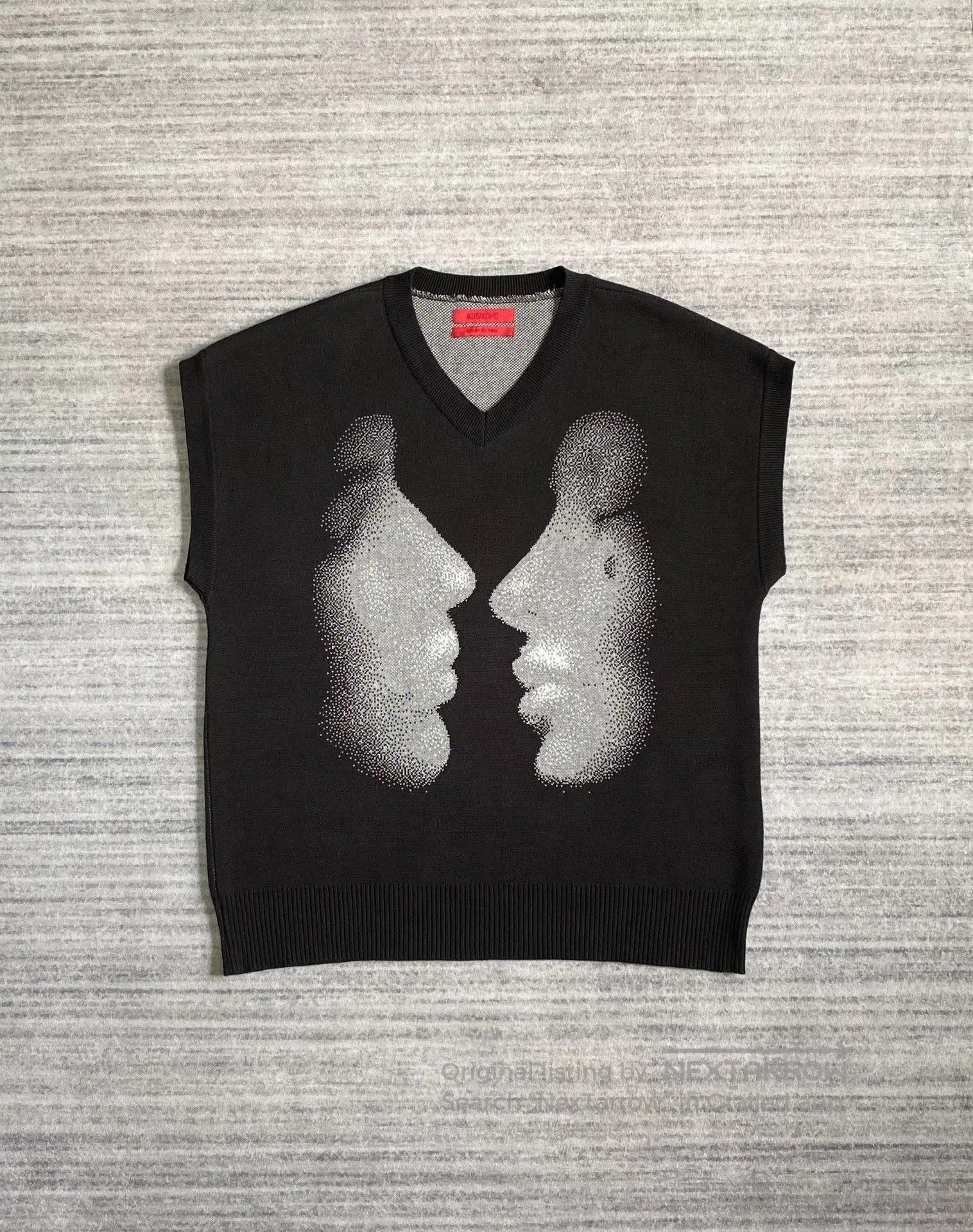 Kusikohc Kusikohc Graphic Knit Vest with Portrait Design. Size US M / EU 48-50 / 2 - 1 Thumbnail