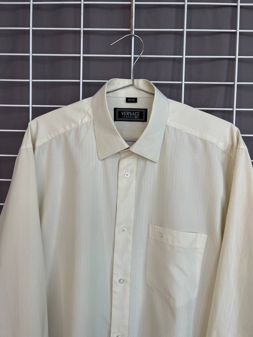 Versace Versace Classic V2 Button Shirt Men Size 39/176 M/L Vintage Size US M / EU 48-50 / 2 - 2 Thumbnail