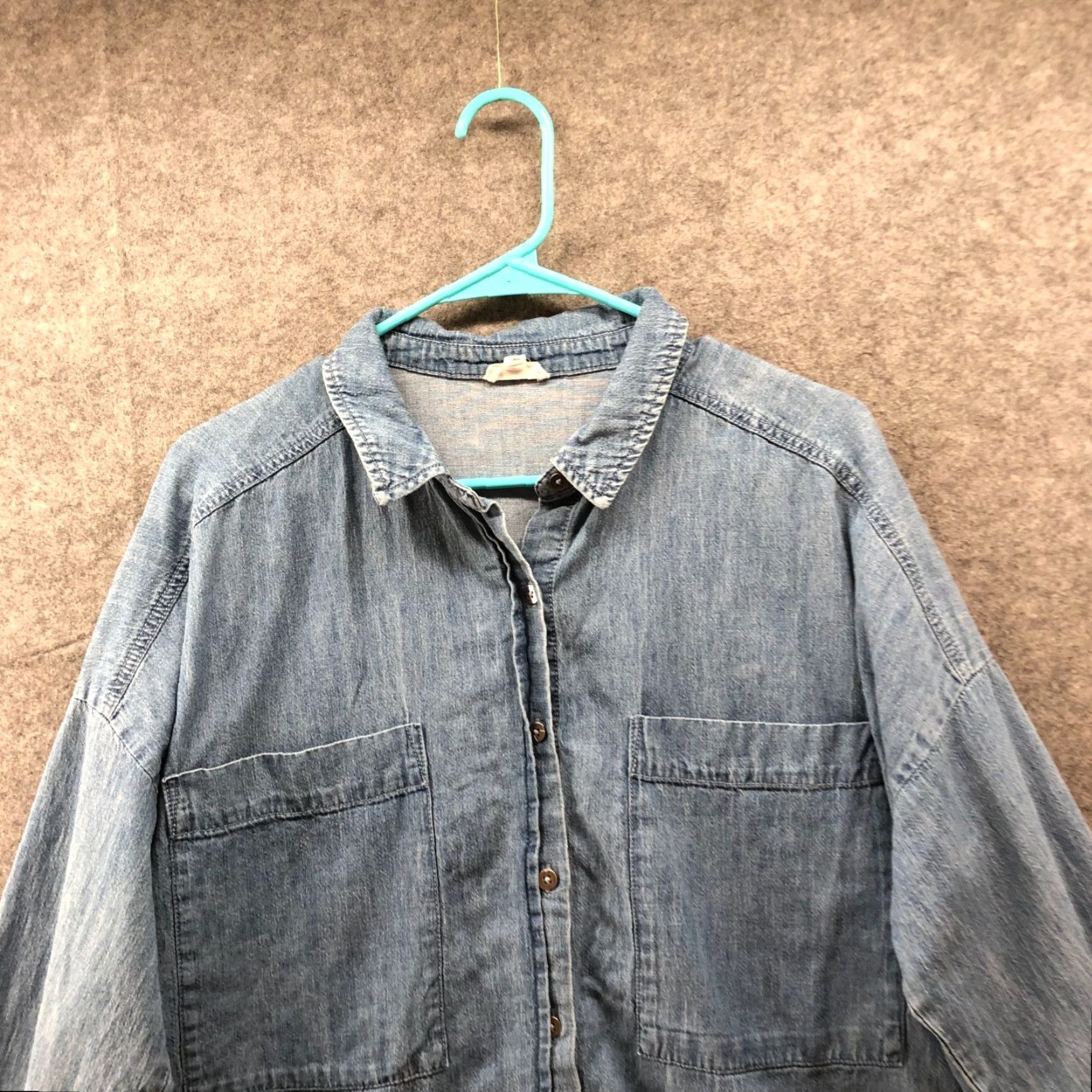 Splendid Splendid X Cella Jane Linen Blend Chambray Shirt Womens S Long Sleeve Oversized Shirt Size S / US 4 / IT 40 - 3 Thumbnail