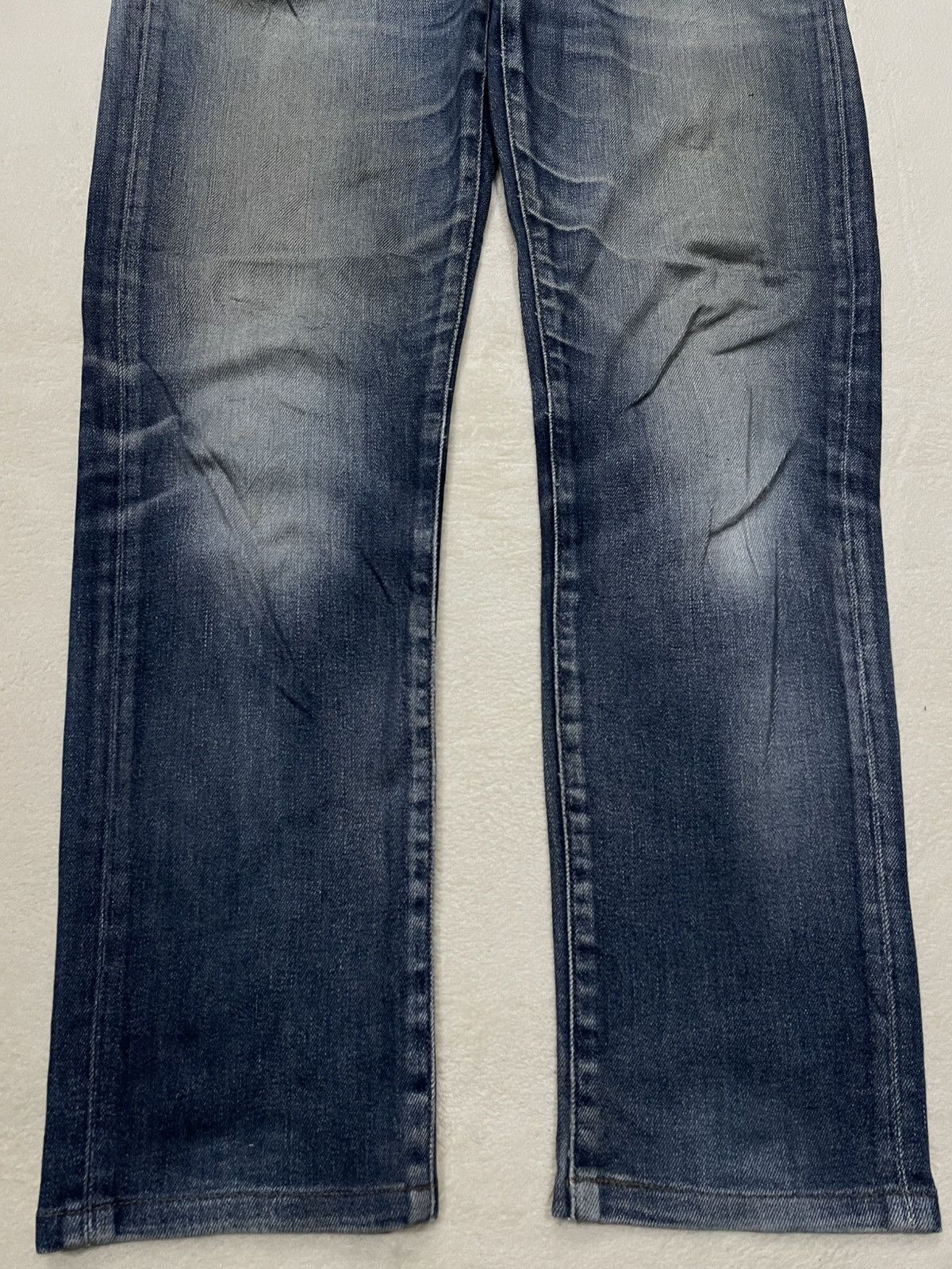 Uniqlo Vintage Uniqlo distressed faded dark blue jeans Size US 36 / EU 52 - 3 Thumbnail