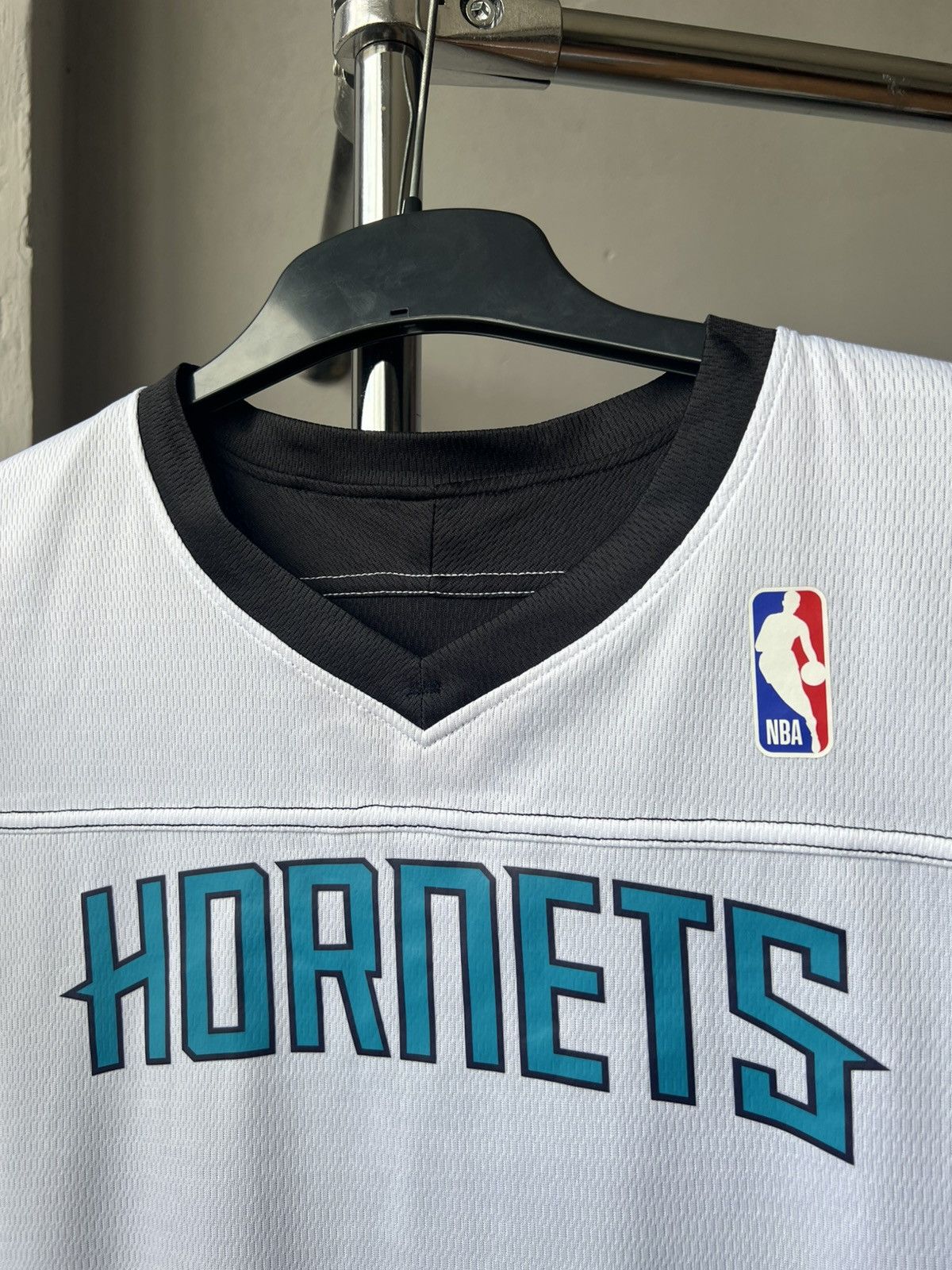 NBA 2020 Charlotte Hornets Alleson Athletic basketball jersey Size US L / EU 52-54 / 3 - 4 Thumbnail