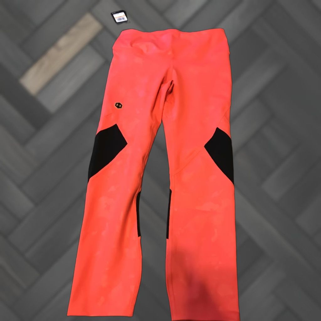 Under Armour VINTAGE UA Women's S Rush Crop Leggings Compression 1355233 Celliant Compression Size 28" / US 6 / IT 42 - 1 Thumbnail