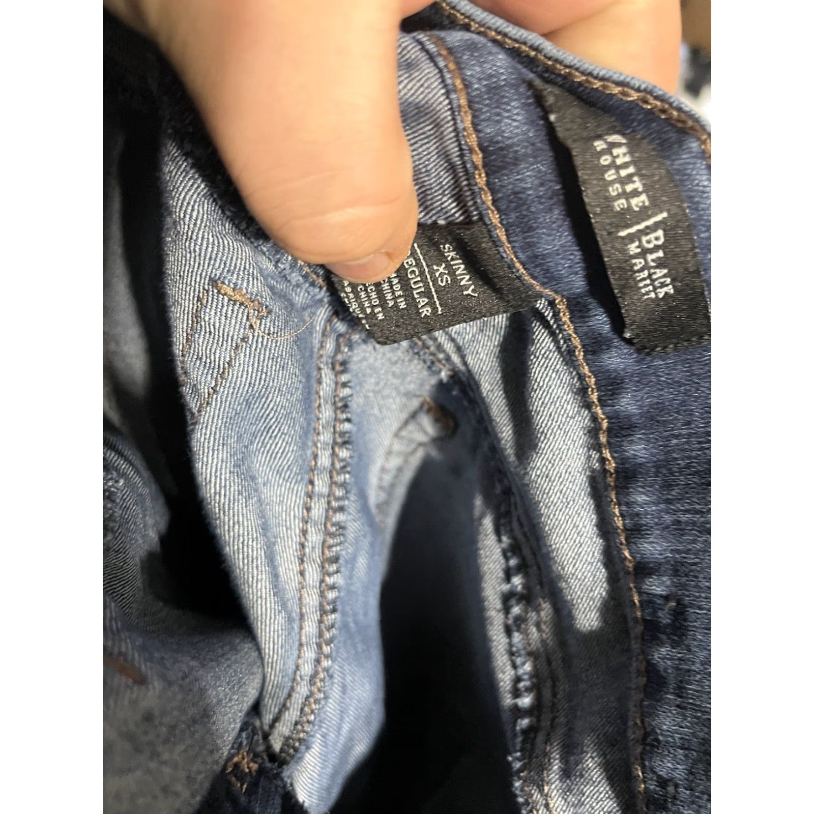 White House Black Market White House Black Market Jeans Womens XS Blue Low Rise Skinny Denim Distres Size 26" / US 2 / IT 38 - 5 Thumbnail