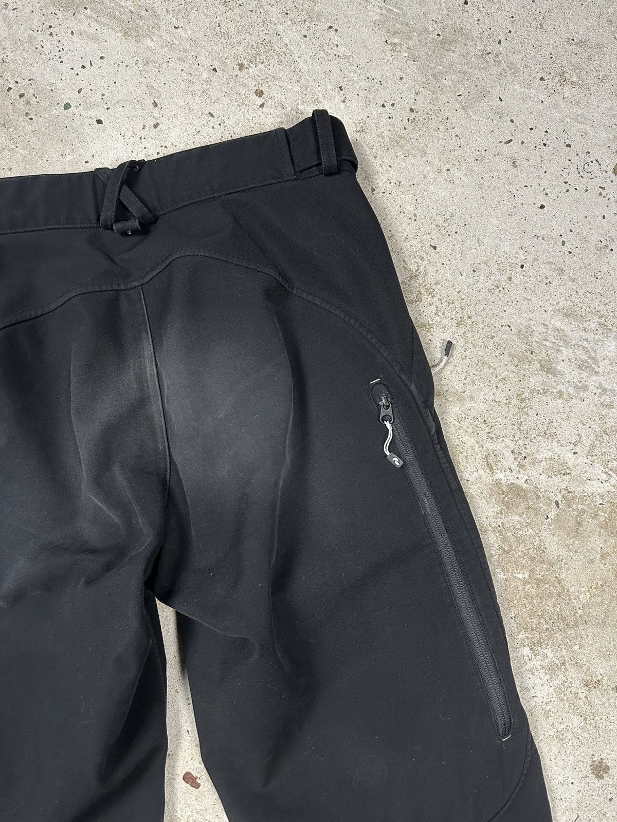 Peak Performance Peak Performance Black Softshell Insulated Pants Size US 32 / EU 48 - 18 Thumbnail