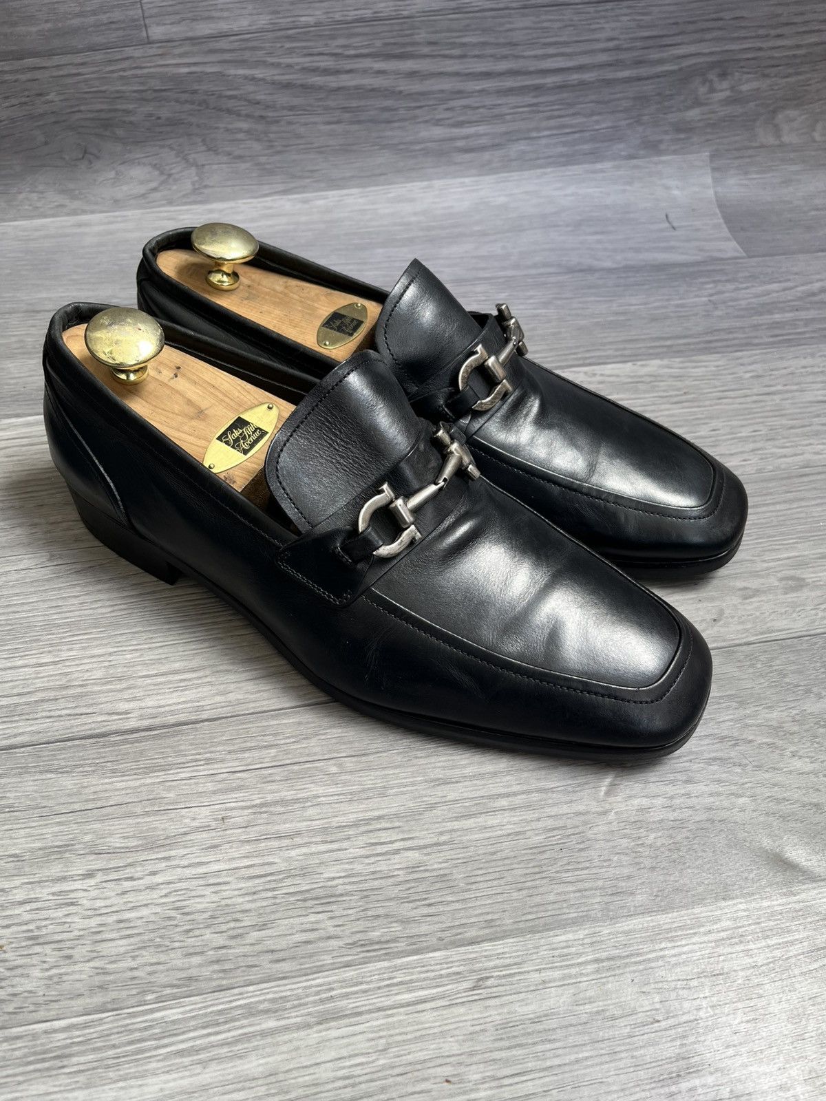 Salvatore Ferragamo Salvatore ferragamo horsebit black leather loafers Size US 9 / EU 42 - 8 Thumbnail