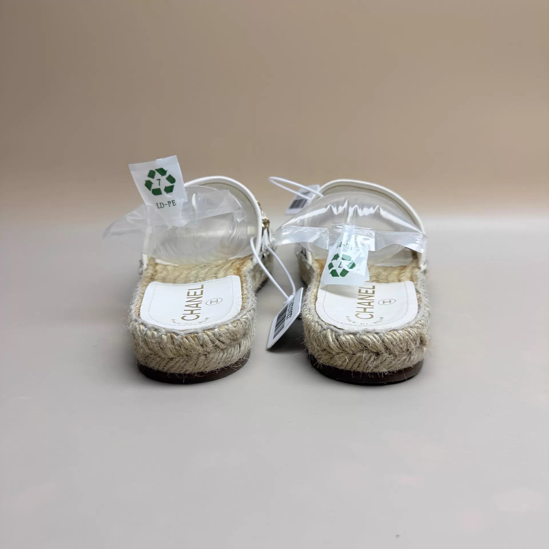 Chanel CHANEL Black & White Chain CC Slippers 36 Size US 5.5 / IT 35.5 - 3 Thumbnail