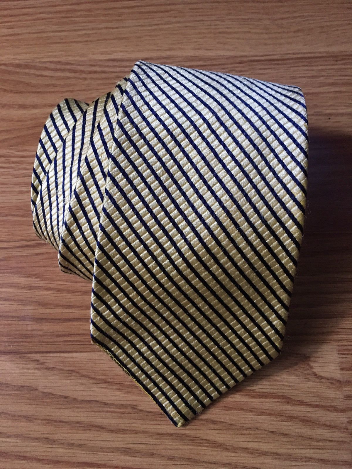 Valentino VALENTINO Cravatte Italy Gold Designer Striped Silk Mens Tie Size ONE SIZE - 2 Thumbnail