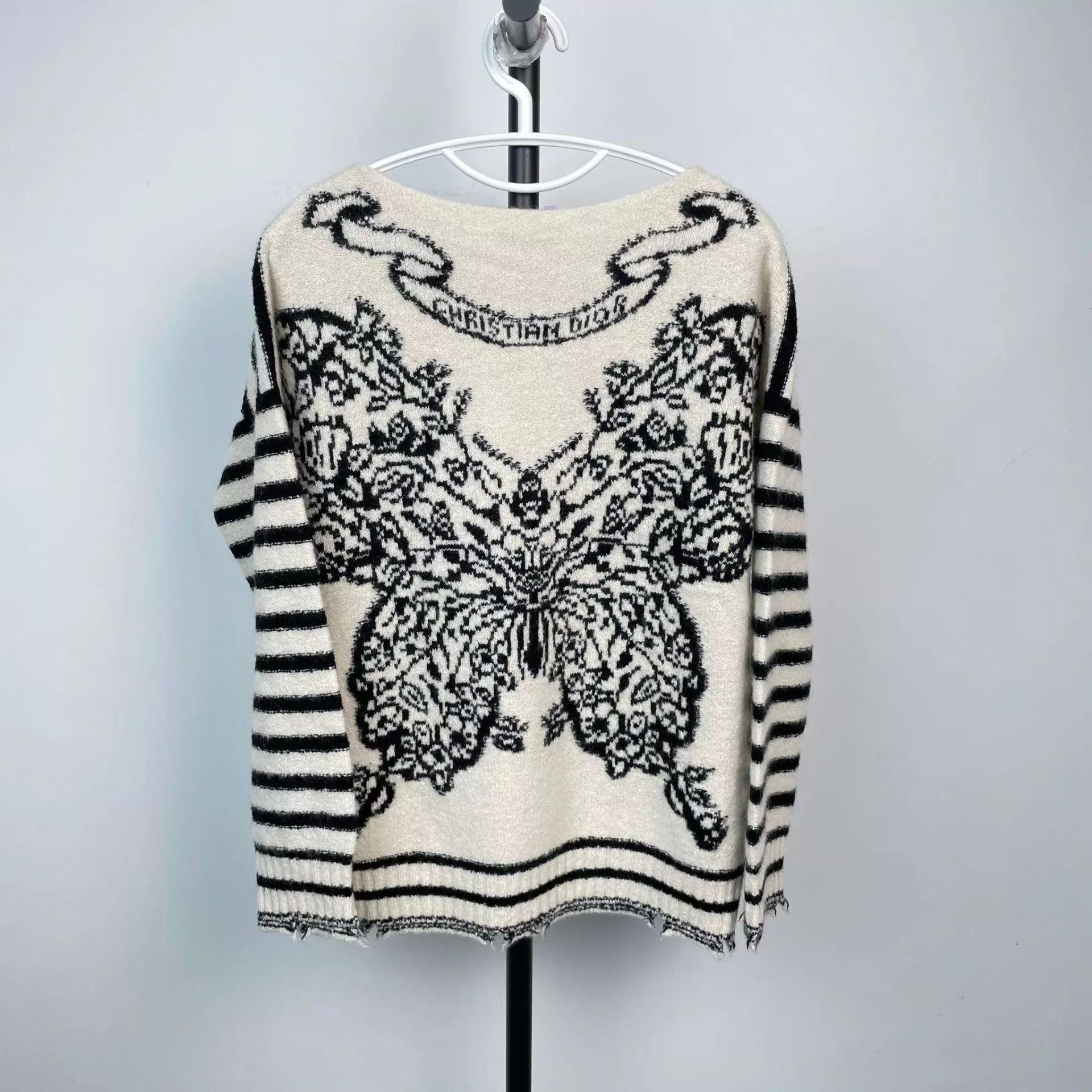 Dior Dior Cashmere Long-Sleeve 34 95 New Size XS / US 0-2 / IT 36-38 - 1 Thumbnail