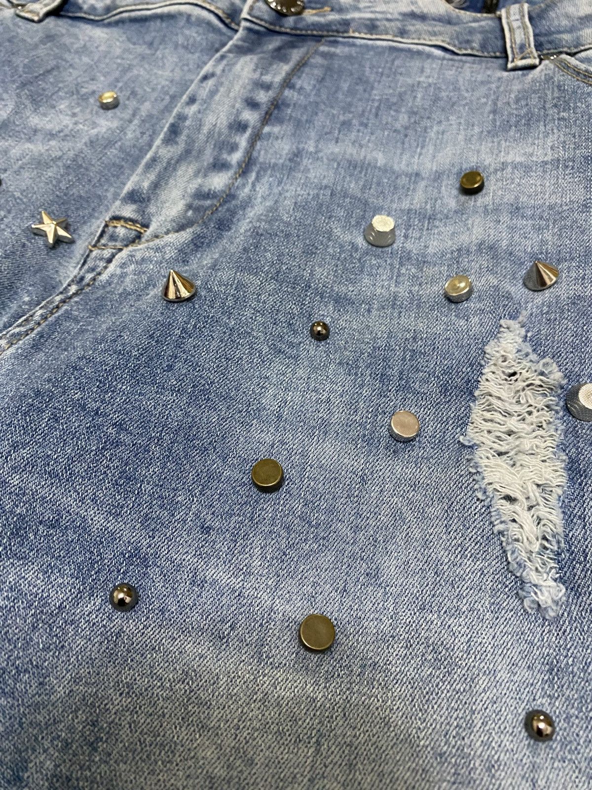If Six Was Nine Punk Distressed Studded Jeans –Ripped Denim with Metal Rivet Size US 42 / EU 58 - 6 Thumbnail