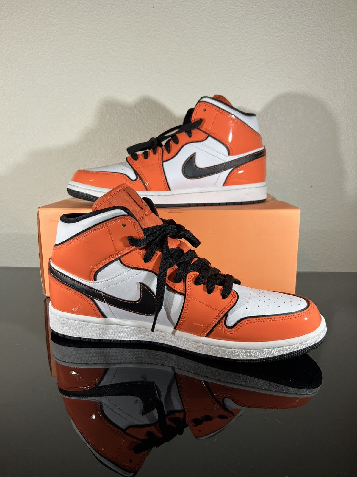 Jordan Brand Jordan 1 Mid “Patent Turf Orange” Size US 10 / EU 43 - 2 Thumbnail