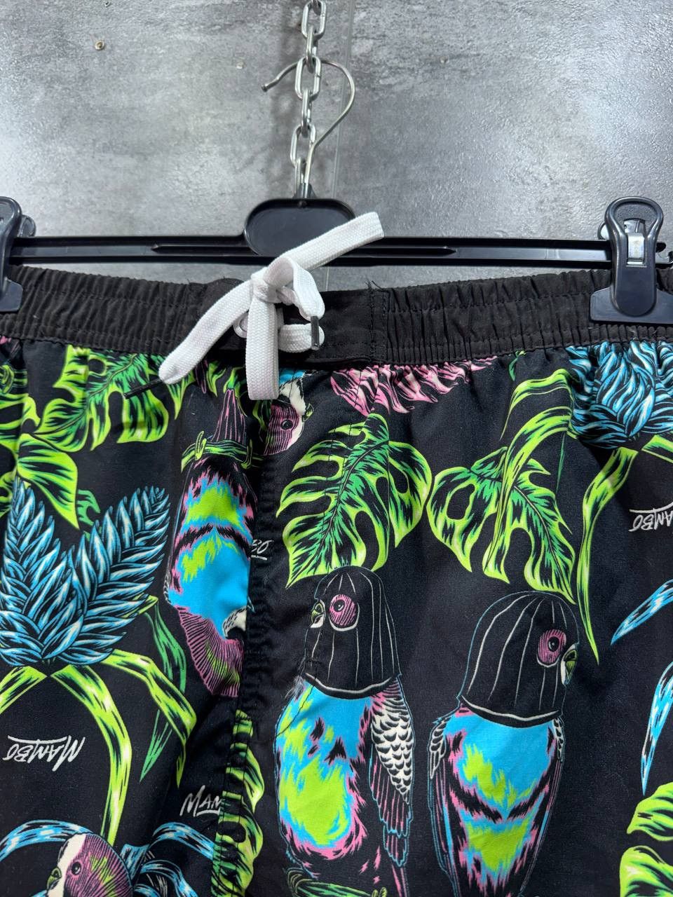 Mambo Mambo Men's Tropical Parrot Board Shorts Swim Trunks Size US 34 / EU 50 - 4 Thumbnail