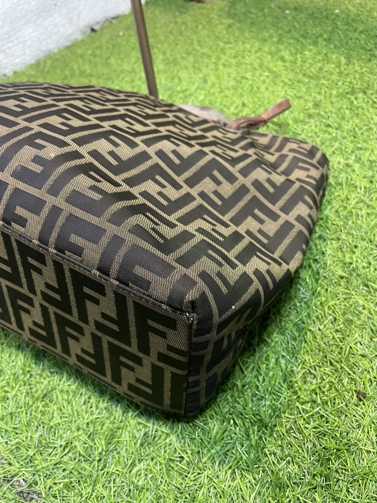 Fendi Authentic FENDI Canvas Tote Bag Size ONE SIZE - 10 Thumbnail