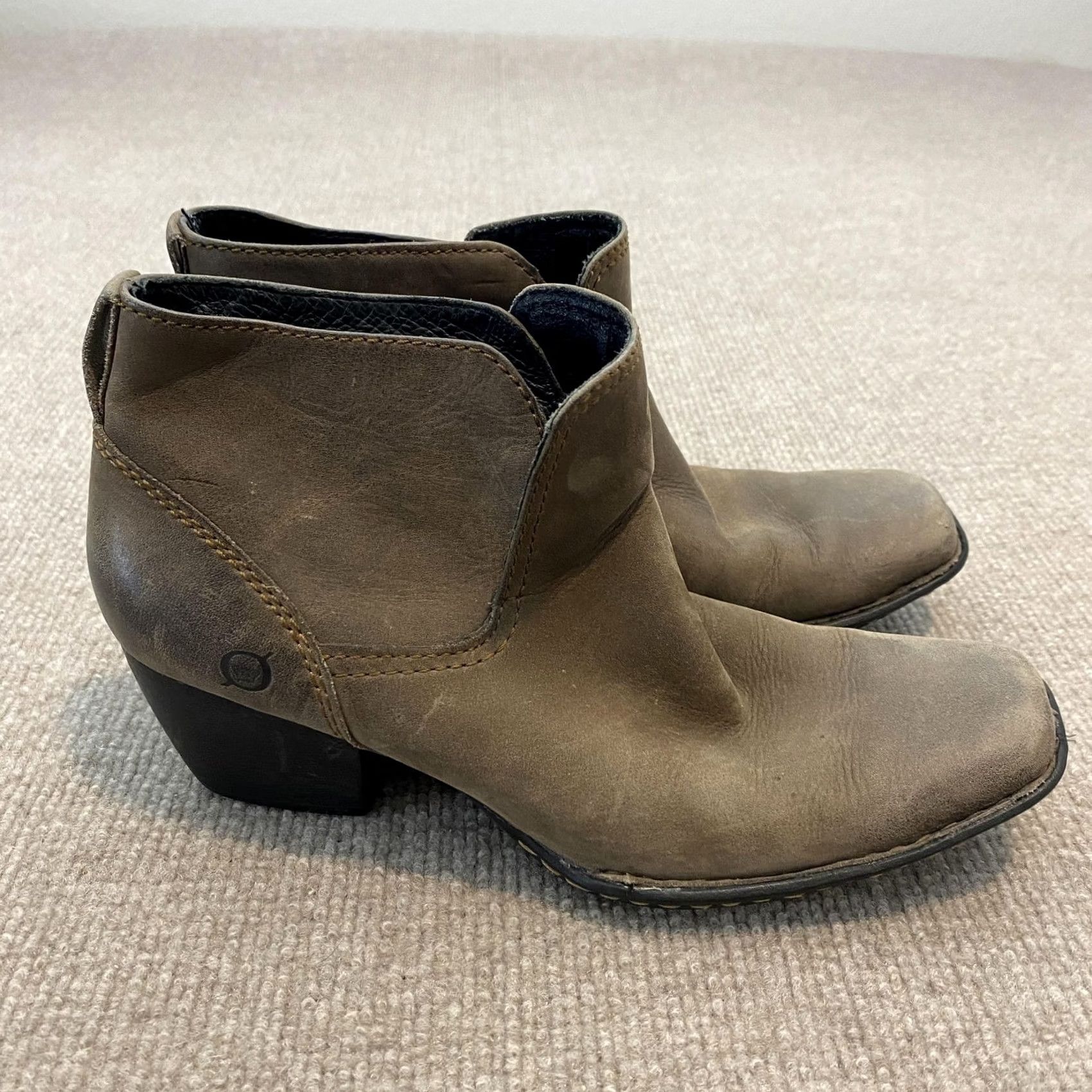 Born Born Western Boots Womens Size 7 Brown Leather Ankle Block Heel W21354 Size US 7 / IT 37 - 2 Thumbnail