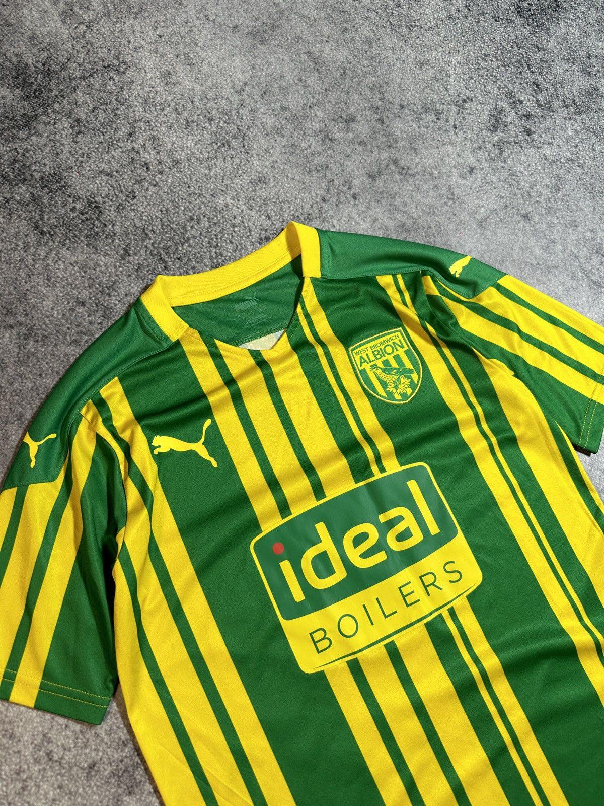 Puma Puma West Bromwich Albion 18 Soccer Jersey Streetwear Rare S Size US S / EU 44-46 / 1 - 2 Thumbnail