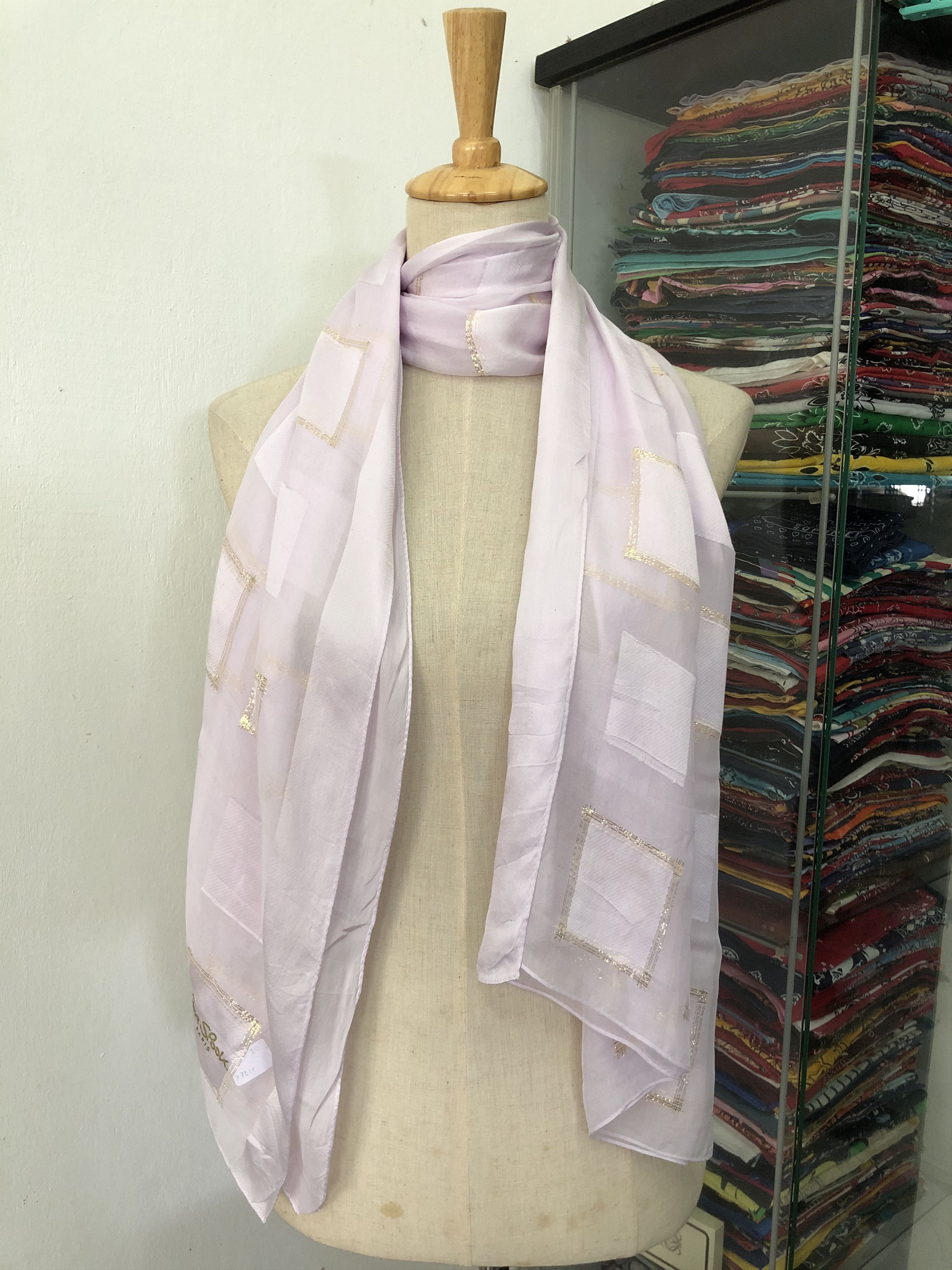 Vintage Vintage Per Spook Silk Scarf Size ONE SIZE - 1 Thumbnail