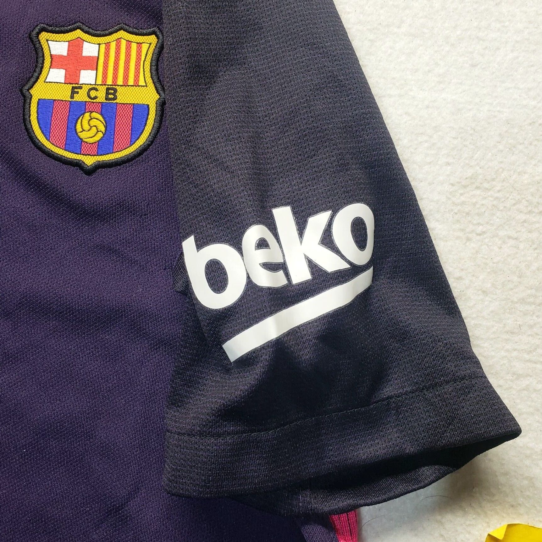 Nike Nike Dri-Fit LaLiga Beko Unicef Spanish Football League T-Shirt Adult Men XL Shirt Mens XL Black Size US XL / EU 56 / 4 - 5 Thumbnail