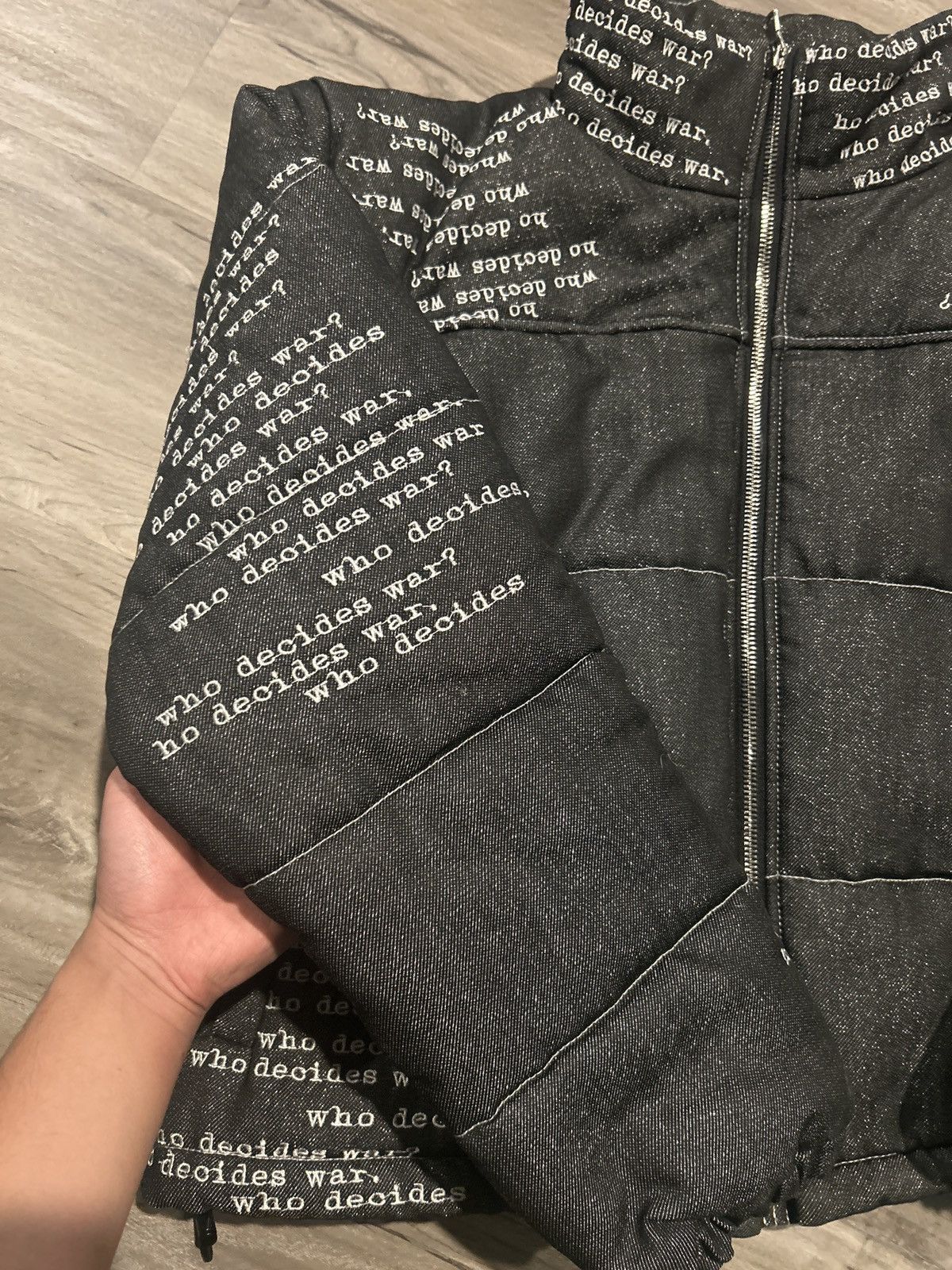 Who Decides War Who Decided War Signature Puffer Size US L / EU 52-54 / 3 - 3 Thumbnail