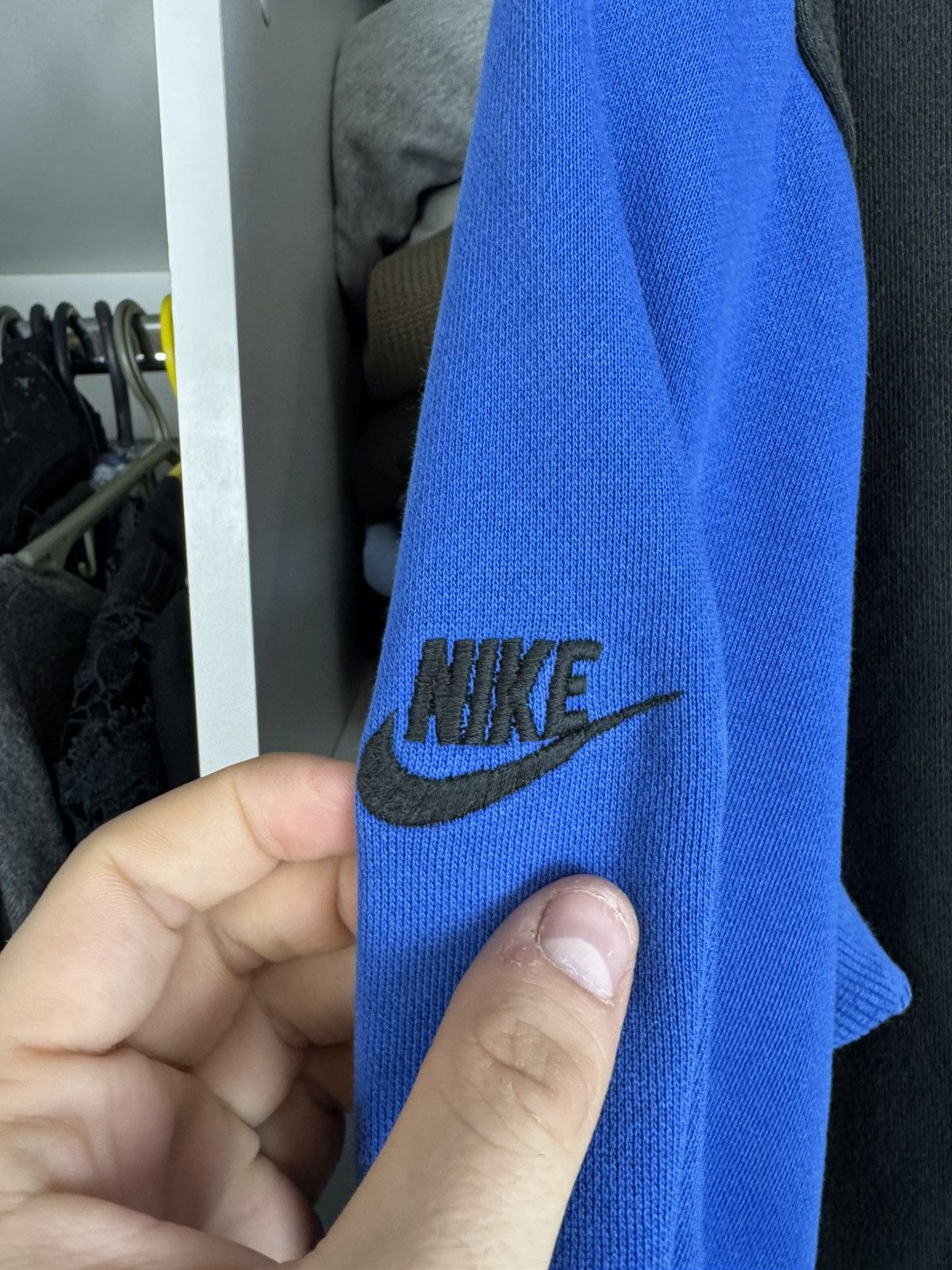 Nike Vintage Nike Premier Big Logo Faded Distressed Sweatshirt Size US L / EU 52-54 / 3 - 10 Thumbnail