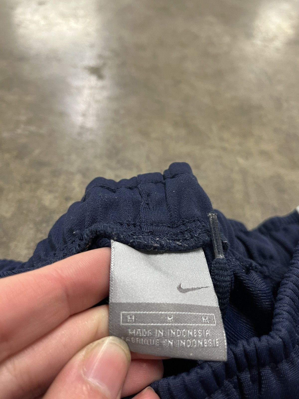 Nike × Vintage Nike track pants sweatpants y2k baggy streetwear hype rare Size US 30 / EU 46 - 8 Thumbnail