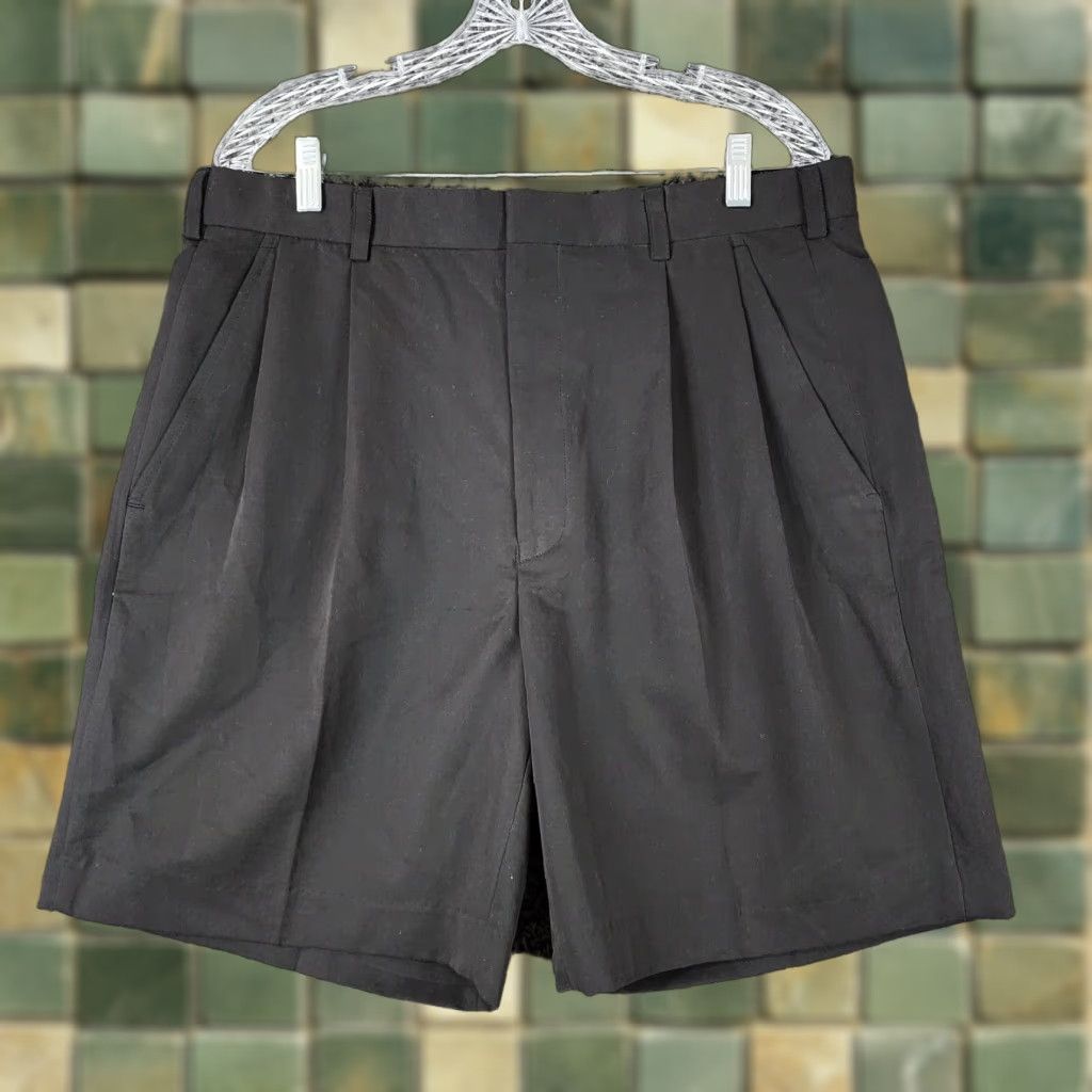 Izod IZOD Mens Microfiber Pleated Black 100% Polyester Golf Shorts Size 36 Tall Size US 36 / EU 52 - 1 Thumbnail