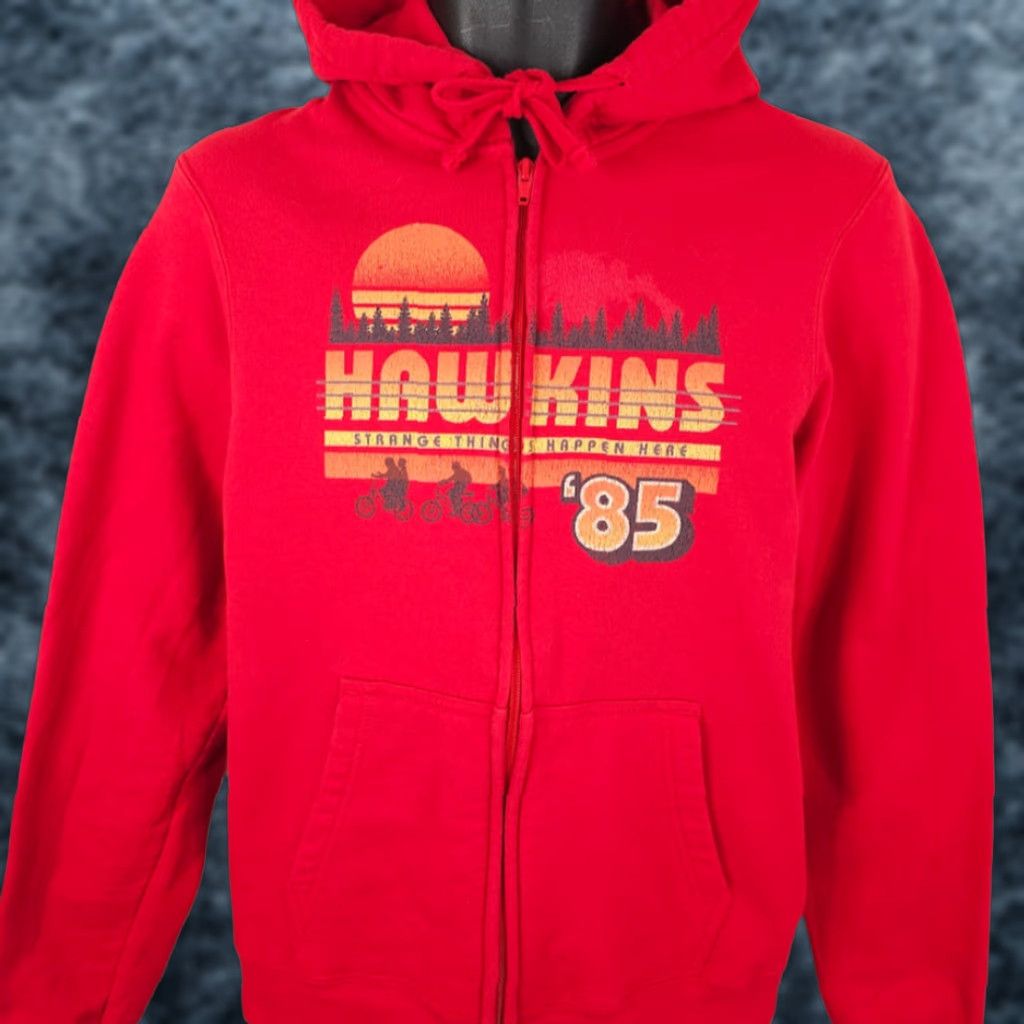 Etro VINTAGE Stranger Things Sweatshirt Hoodie Mens Red 80s Retro Full Zip Hawkins Size Small Size US S / EU 44-46 / 1 - 1 Thumbnail