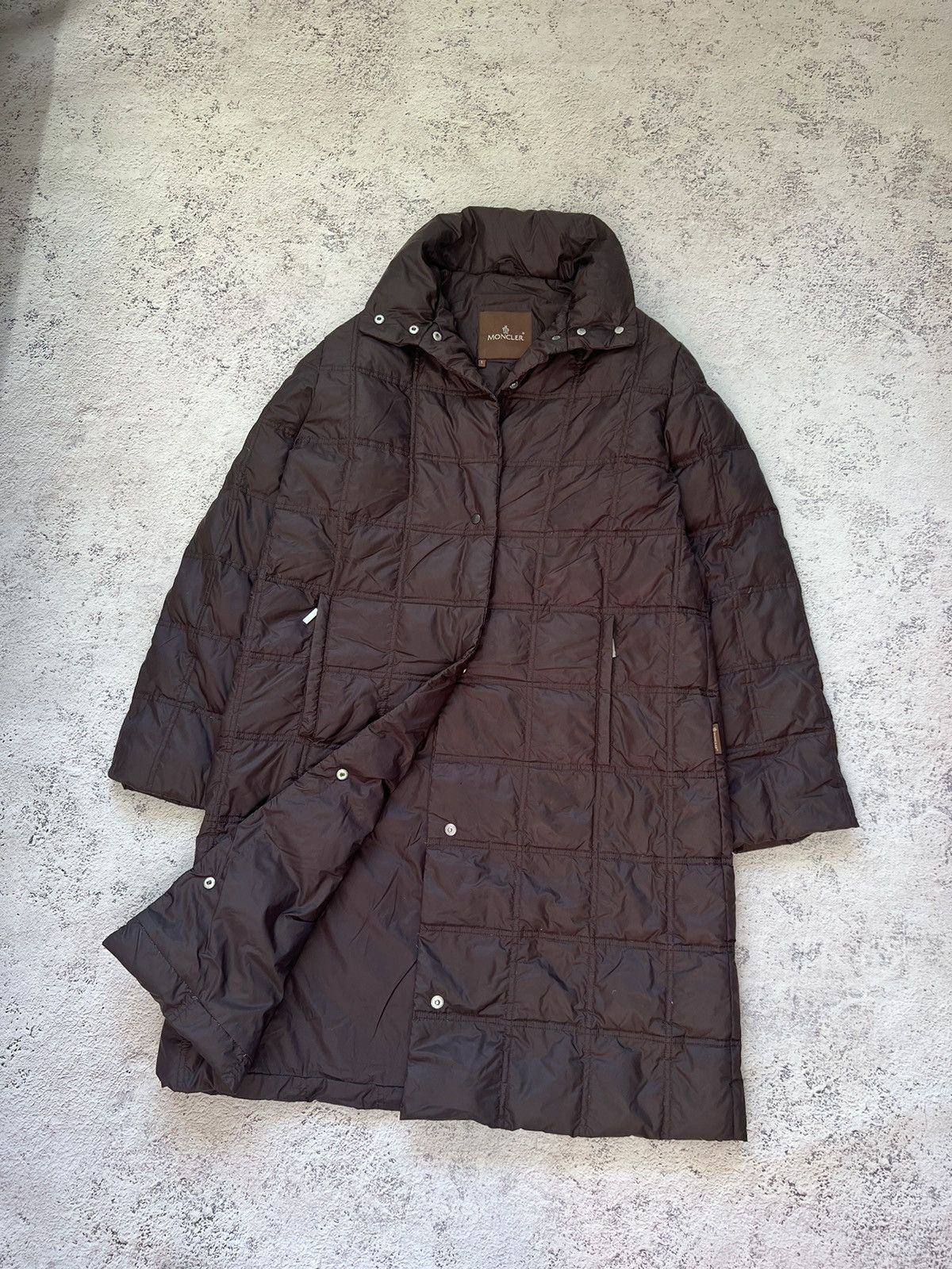 Moncler × Vintage Vintage Brown Moncler puffer coat down women's Size M / US 6-8 / IT 42-44 - 1 Thumbnail