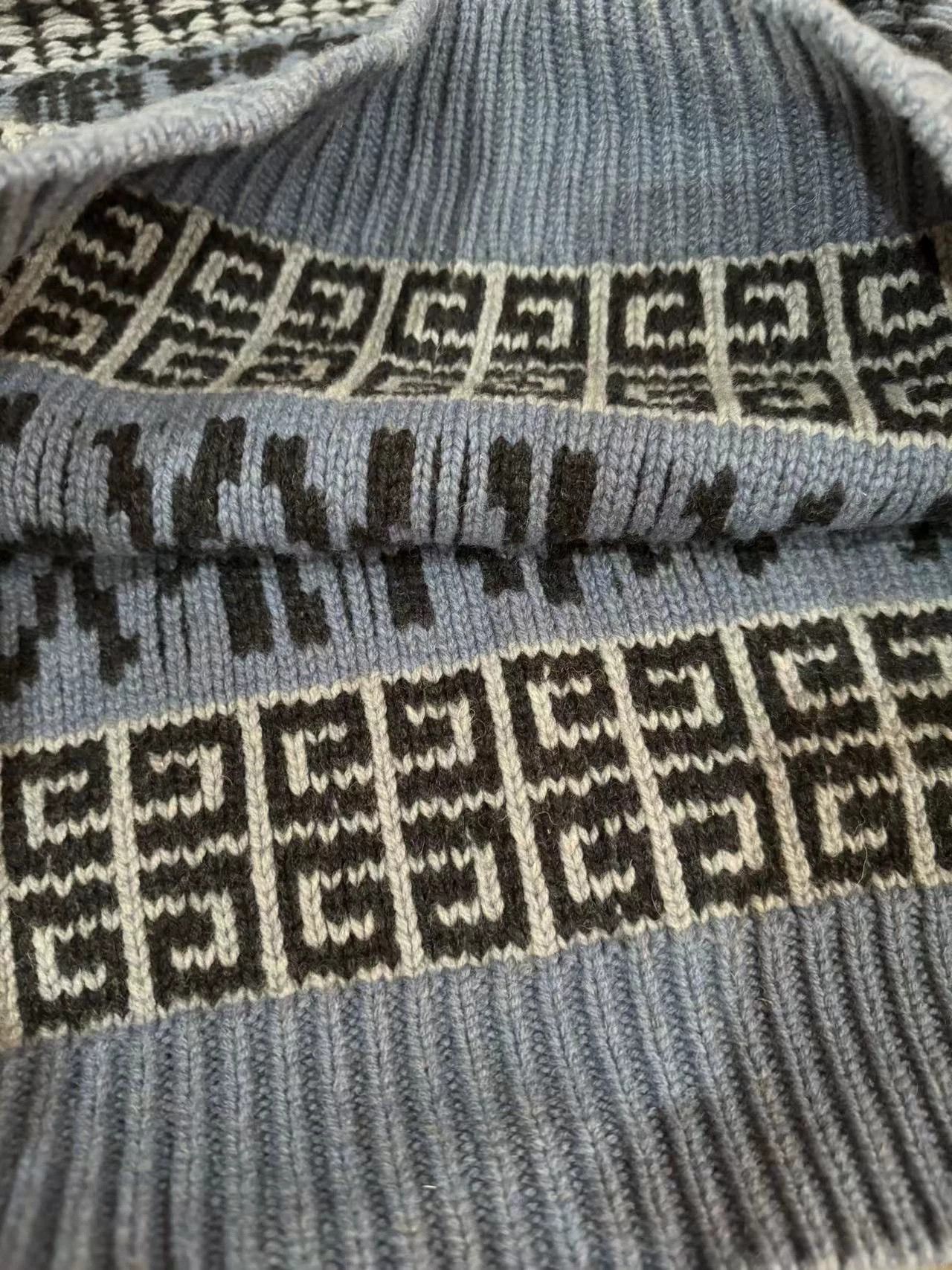 Givenchy Givenchy Wool Sweater 99 New Authentic Size M / US 6-8 / IT 42-44 - 2 Thumbnail