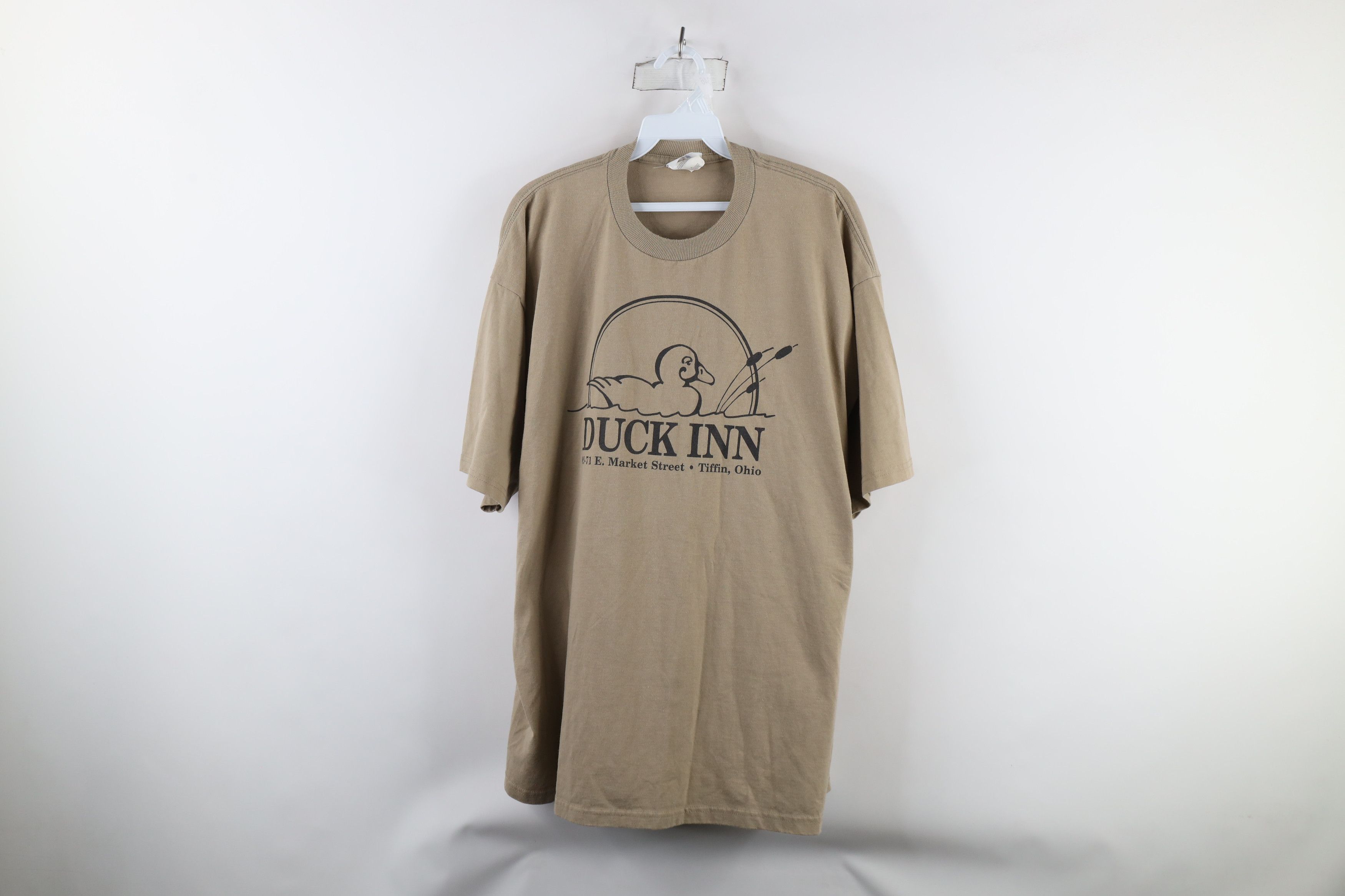 Vintage Vintage 90s Streetwear Duck Inn Ohio Short Sleeve T-Shirt Size US XL / EU 56 / 4 - 1 Thumbnail