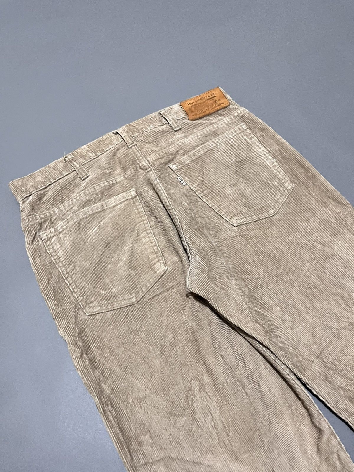Levi's Vintage 1983’s Levi’s 546 Corduroy Size US 32 / EU 48 - 3 Thumbnail