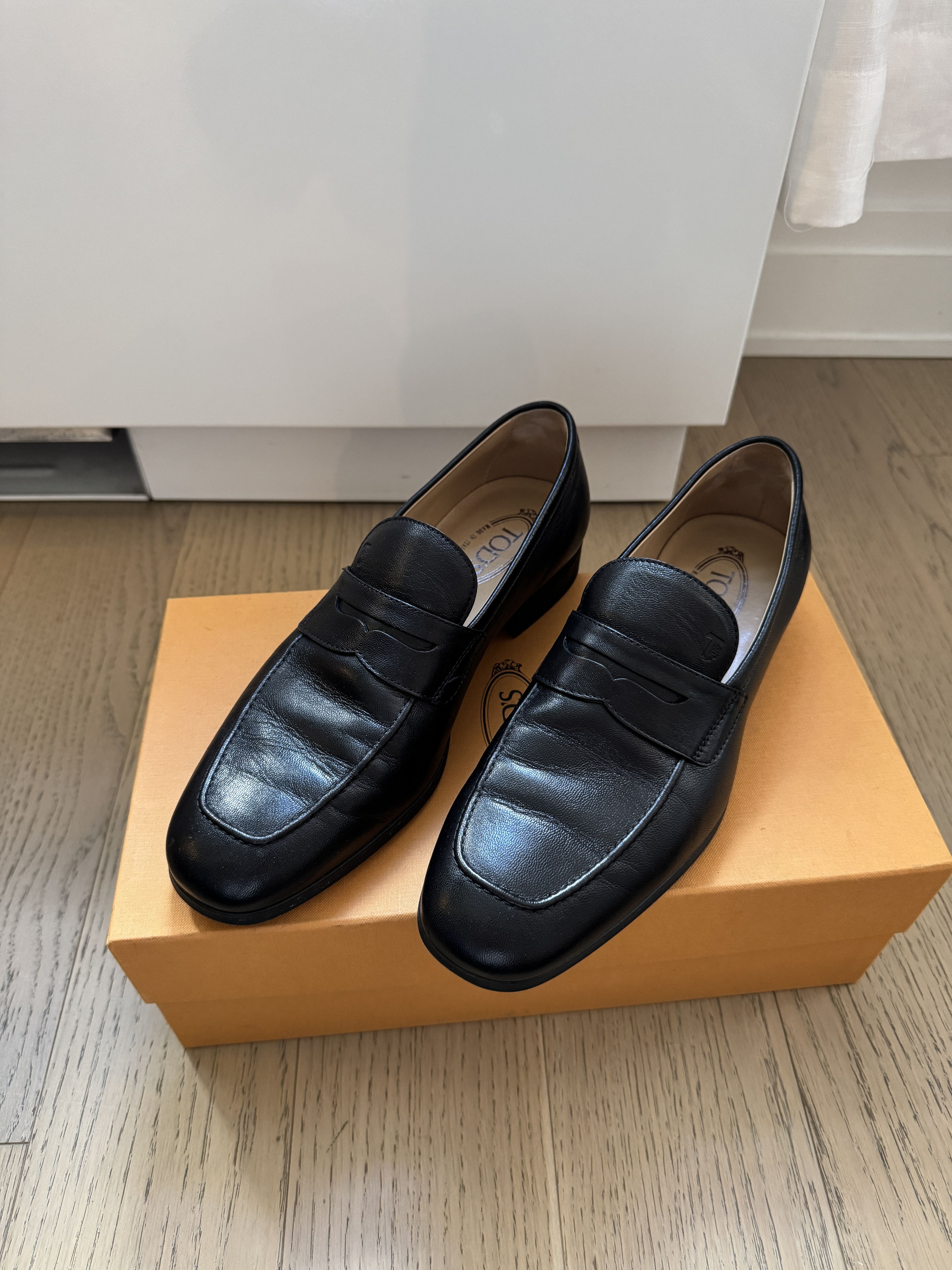 Tod's Tod's Black Loafers Size US 9 / EU 42 - 1 Thumbnail