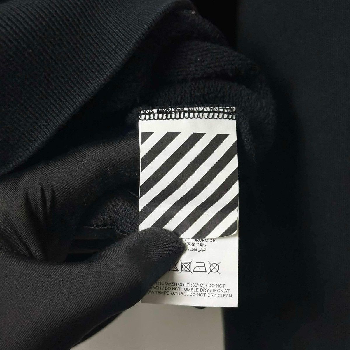 Off-White OFF WHITE BLACK HOODIE ( Form Boxy Fit) Size US M / EU 48-50 / 2 - 6 Thumbnail