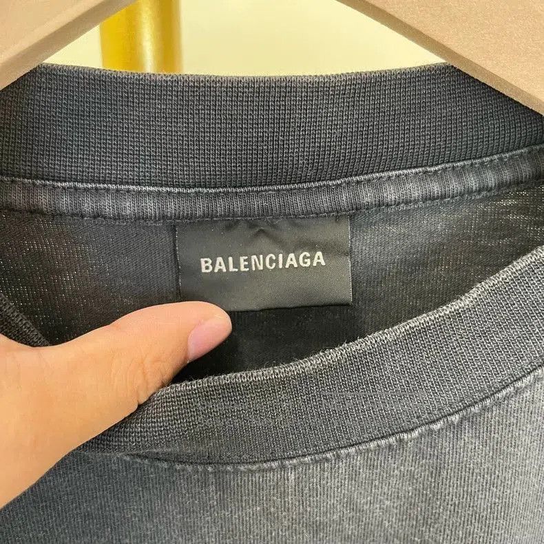 Balenciaga Balenciaga FW22 XXXL Letter Print Short Sleeve T-shirt. Size US M / EU 48-50 / 2 - 5 Thumbnail