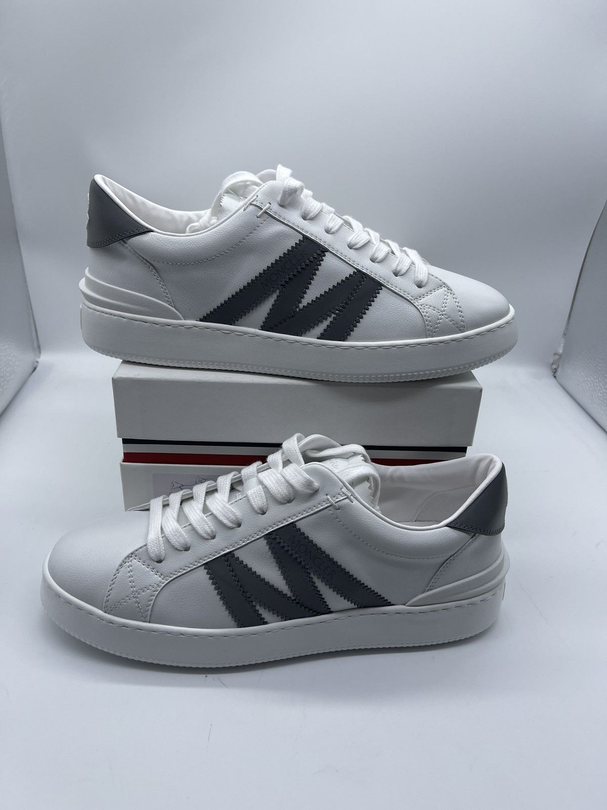 Moncler Moncler Trainers Size Uk7 Eu 40 Size US 10 / IT 40 - 1 Thumbnail